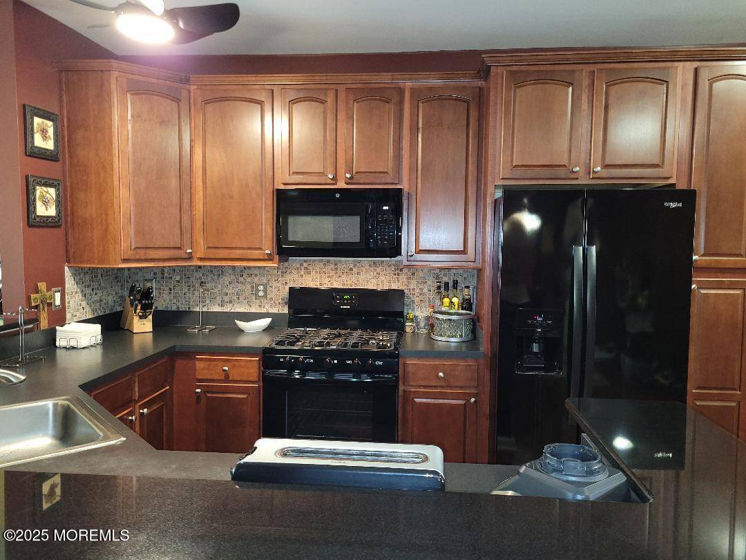 Manahawkin, NJ 08050,55 Bryce Lane #1408