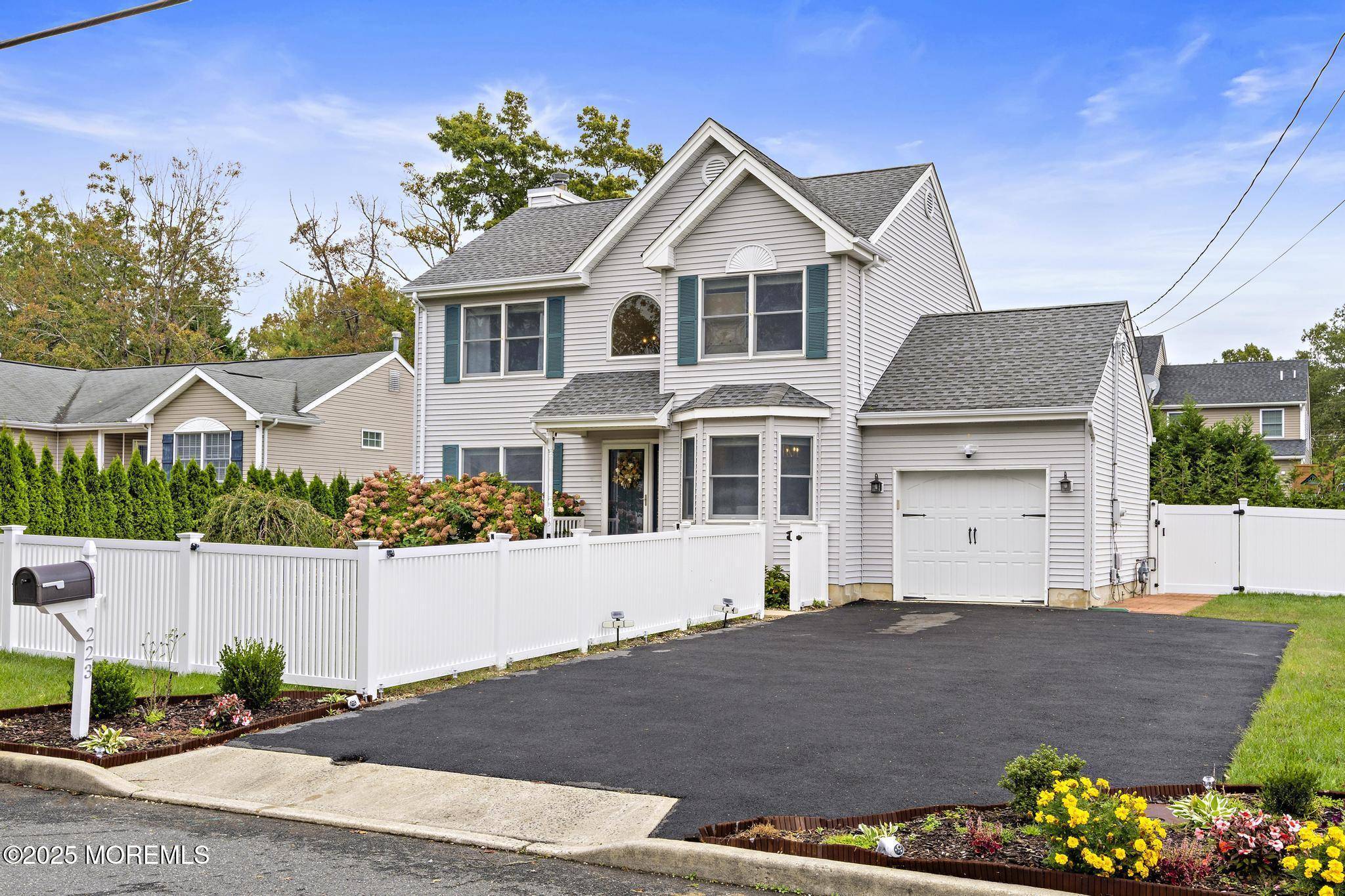 Manahawkin, NJ 08050,223 Serpent Lane