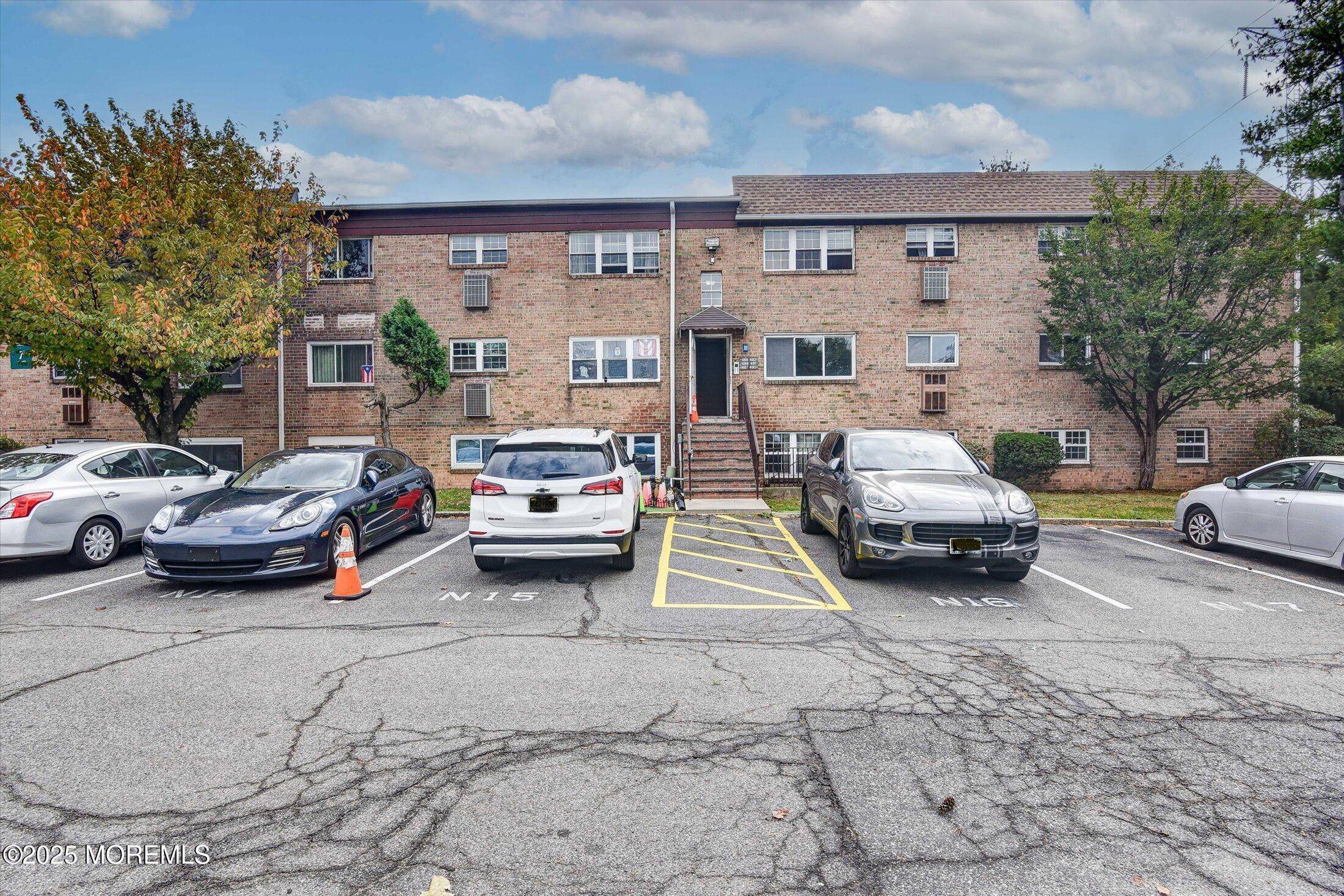 Edison, NJ 08817,491 College Drive #491