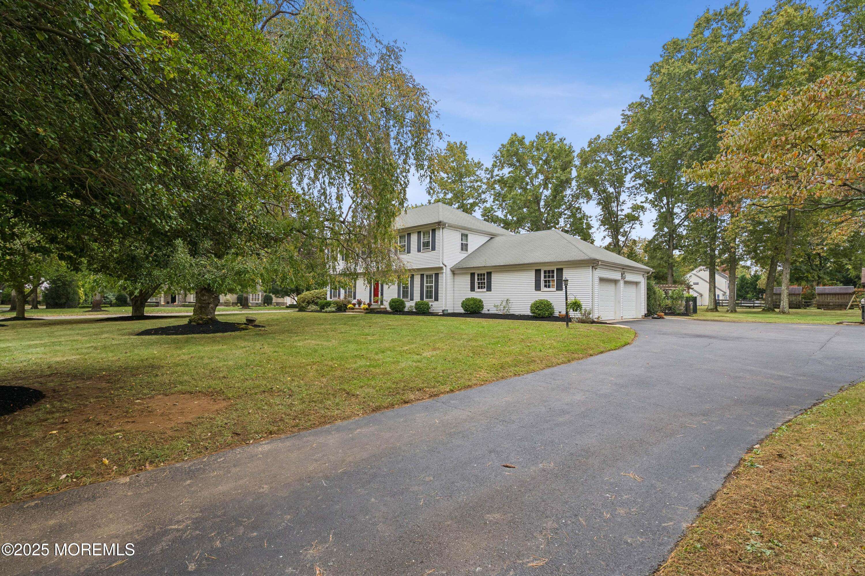 Lincroft, NJ 07738,16 Hickory Lane