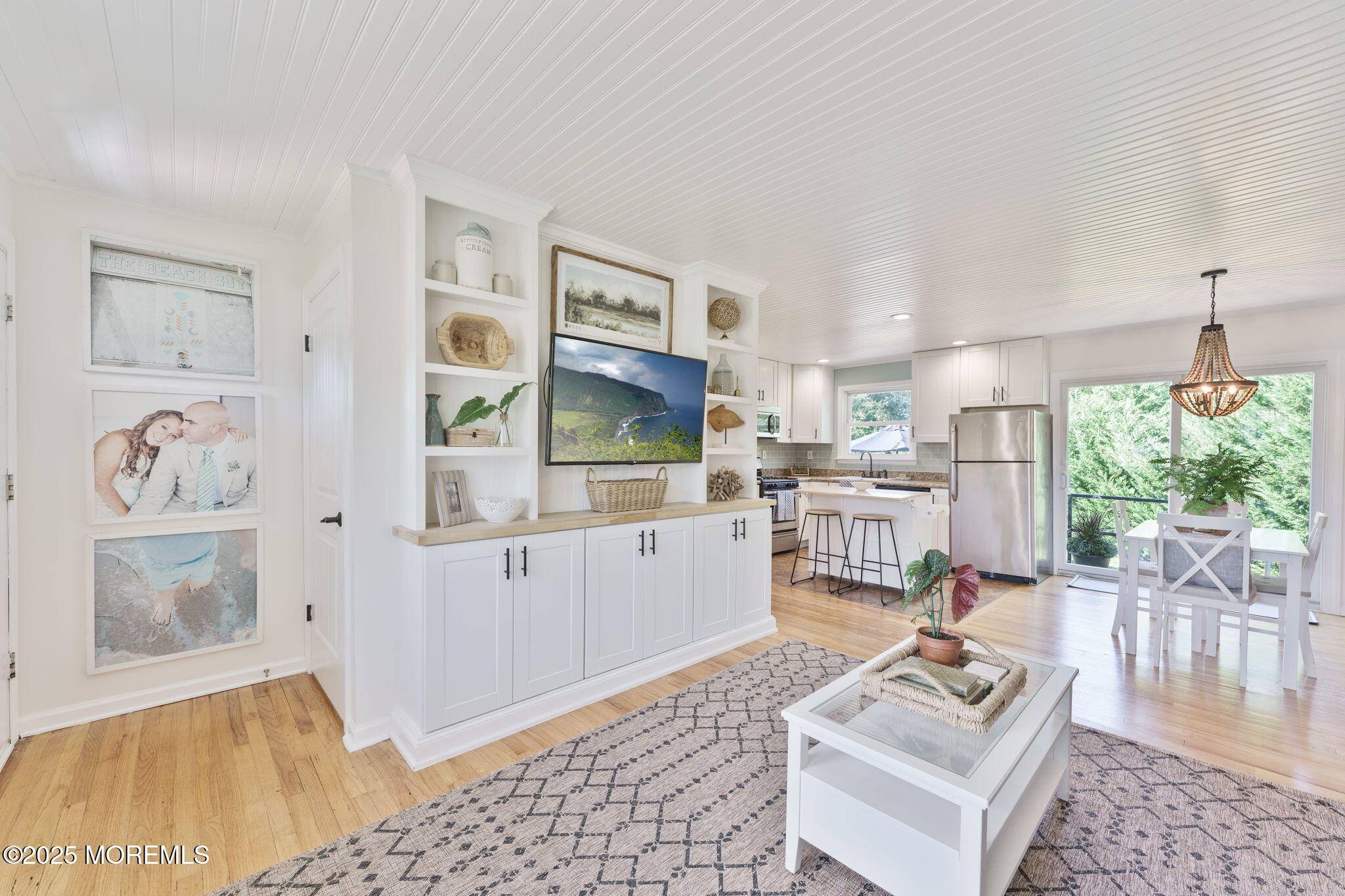 Howell, NJ 07731,4 Lake Drive