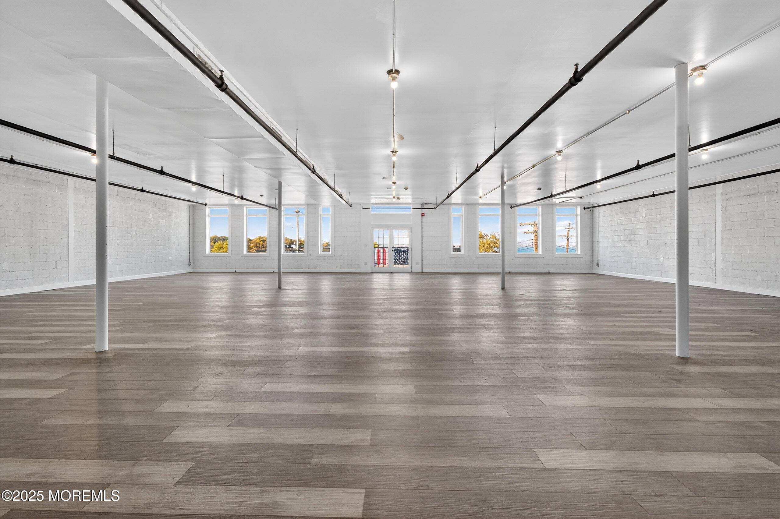 Keyport, NJ 07735,1721 W Front Street