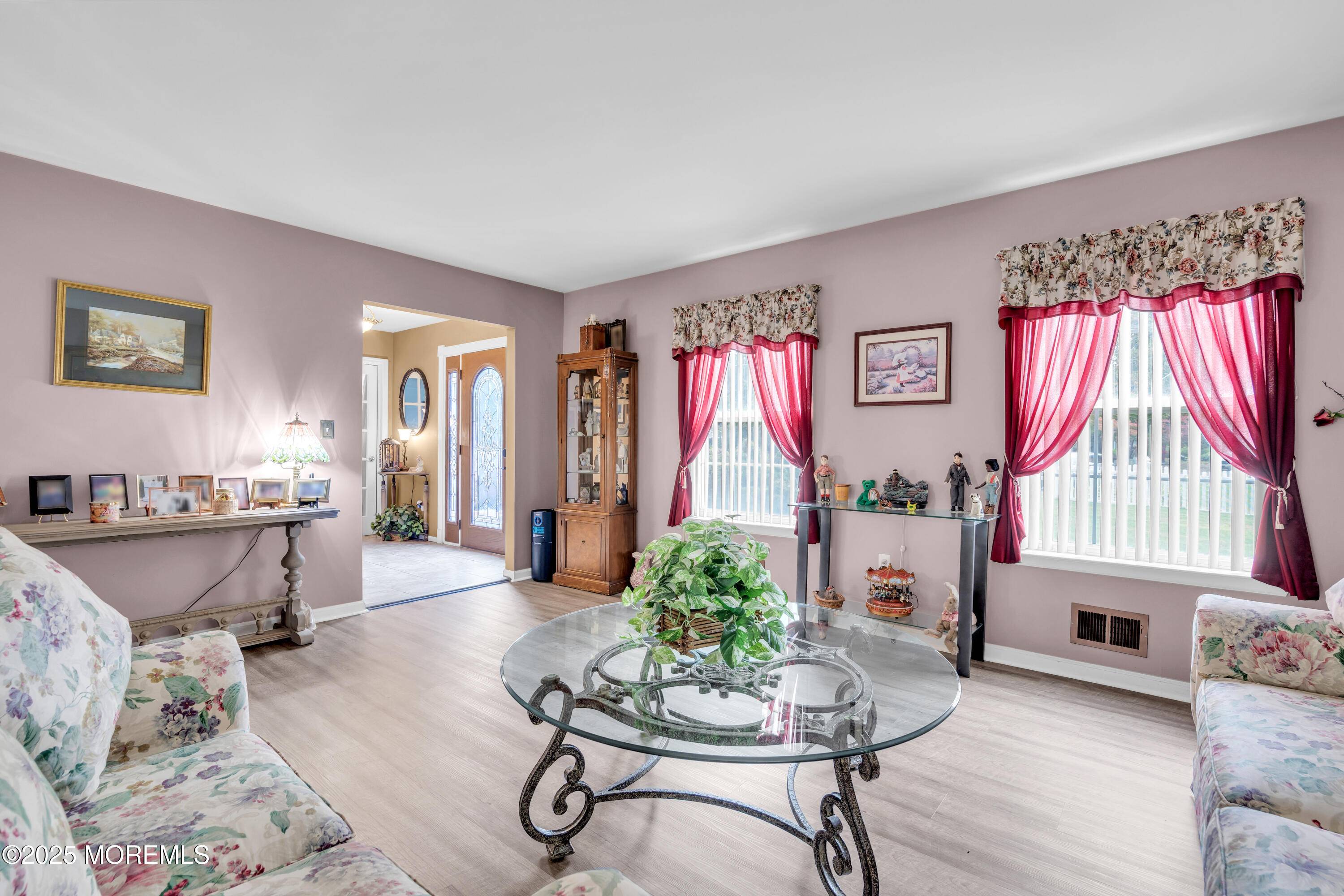 Toms River, NJ 08753,202 Genoa Avenue