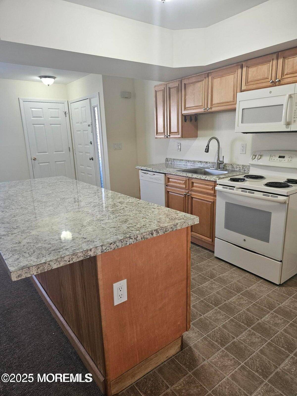 Waretown, NJ 08758,290 N Route 9 Street #B10