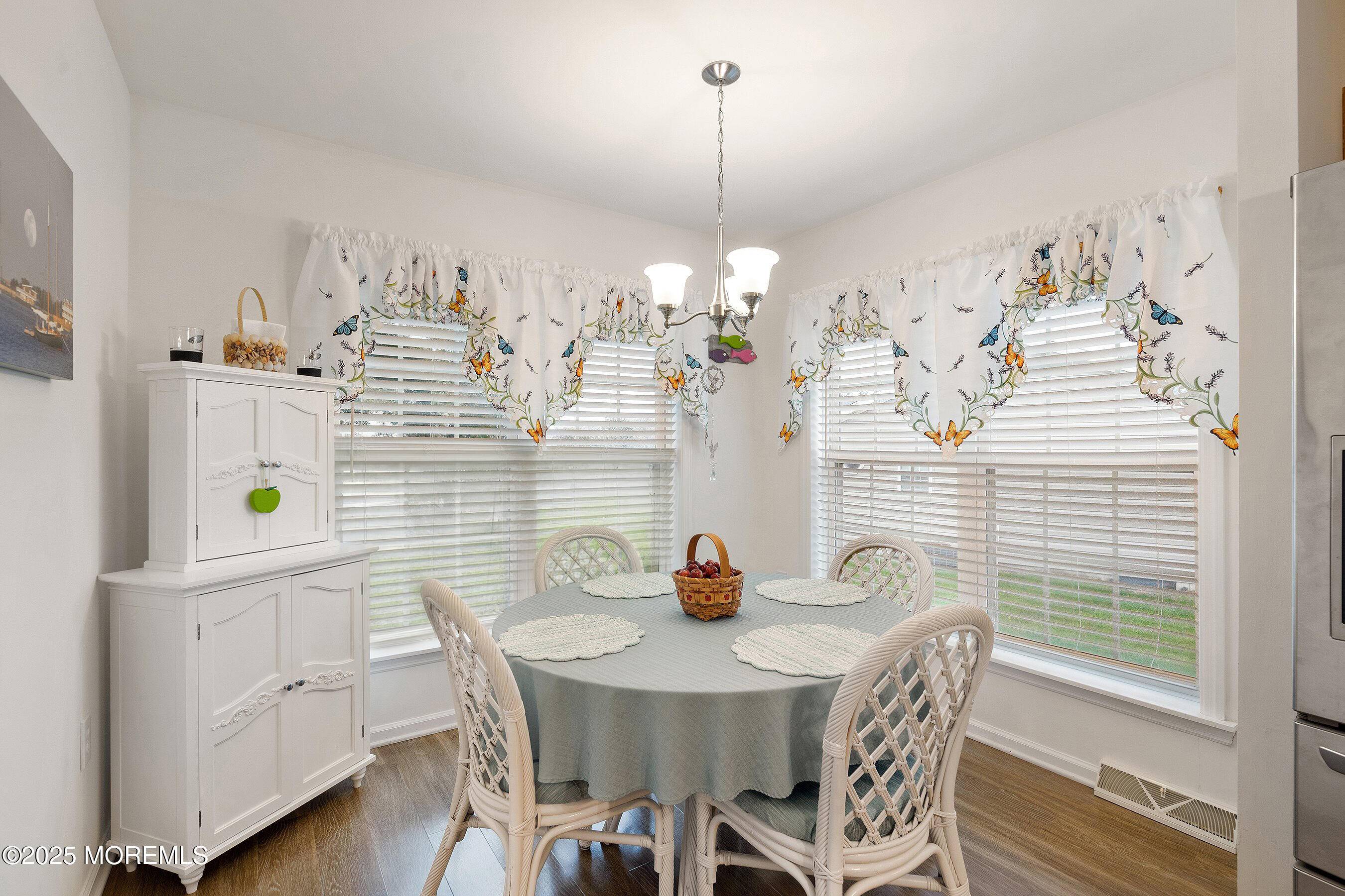 Manahawkin, NJ 08050,71 Oak Ridge Lane