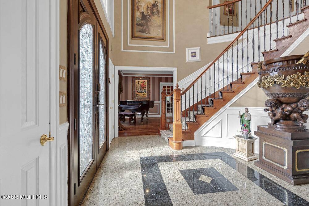 Manalapan, NJ 07726,176 Oakland Mills Road