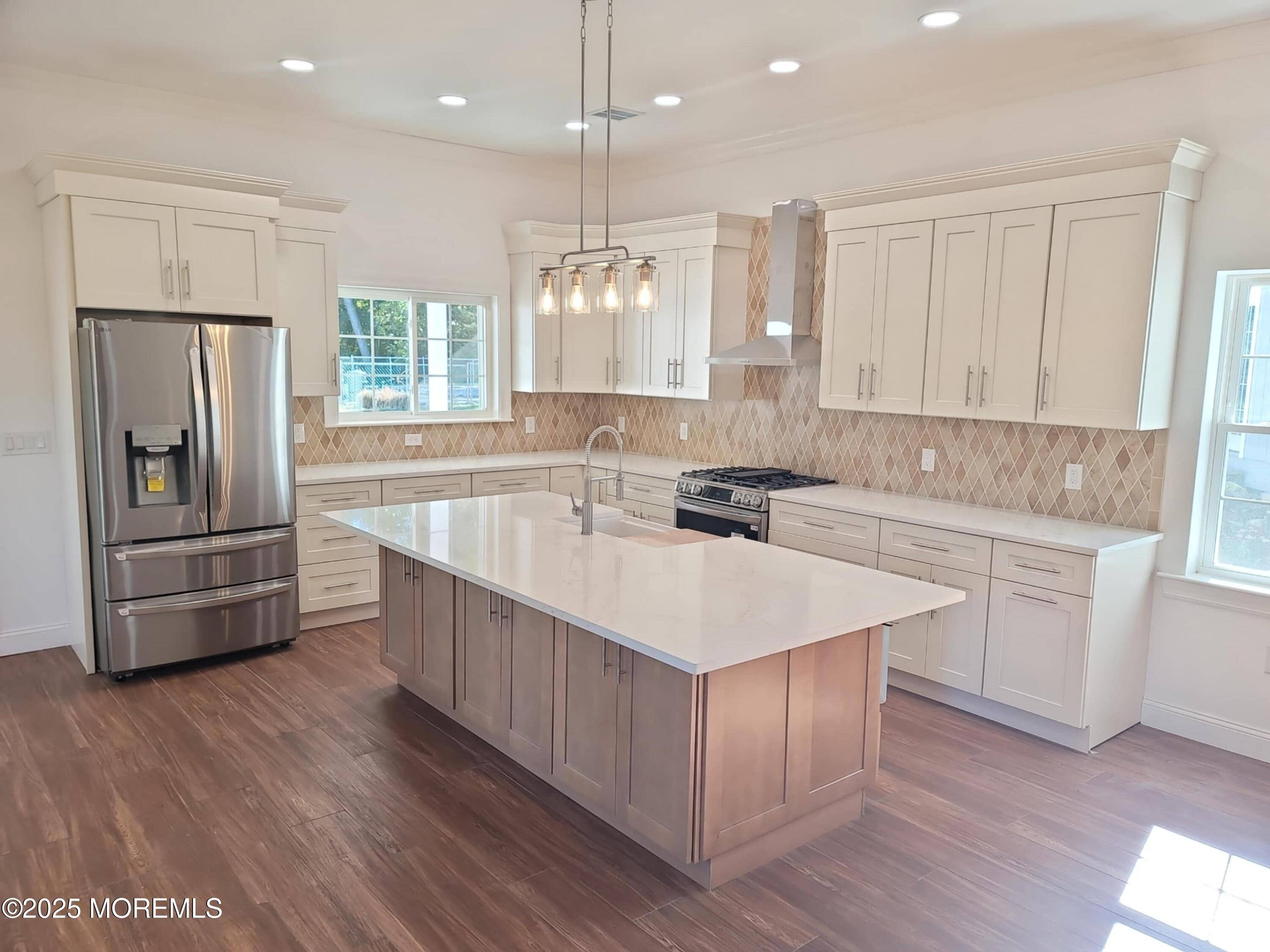 Morganville, NJ 07751,462 Route 79