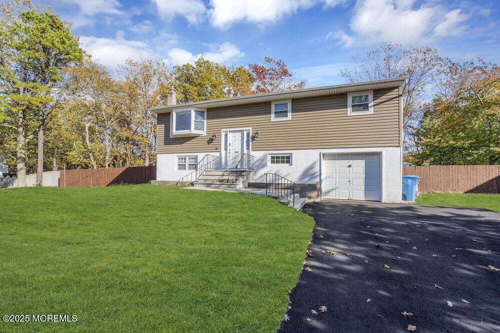 Jackson, NJ 08527,117 Manhattan Street