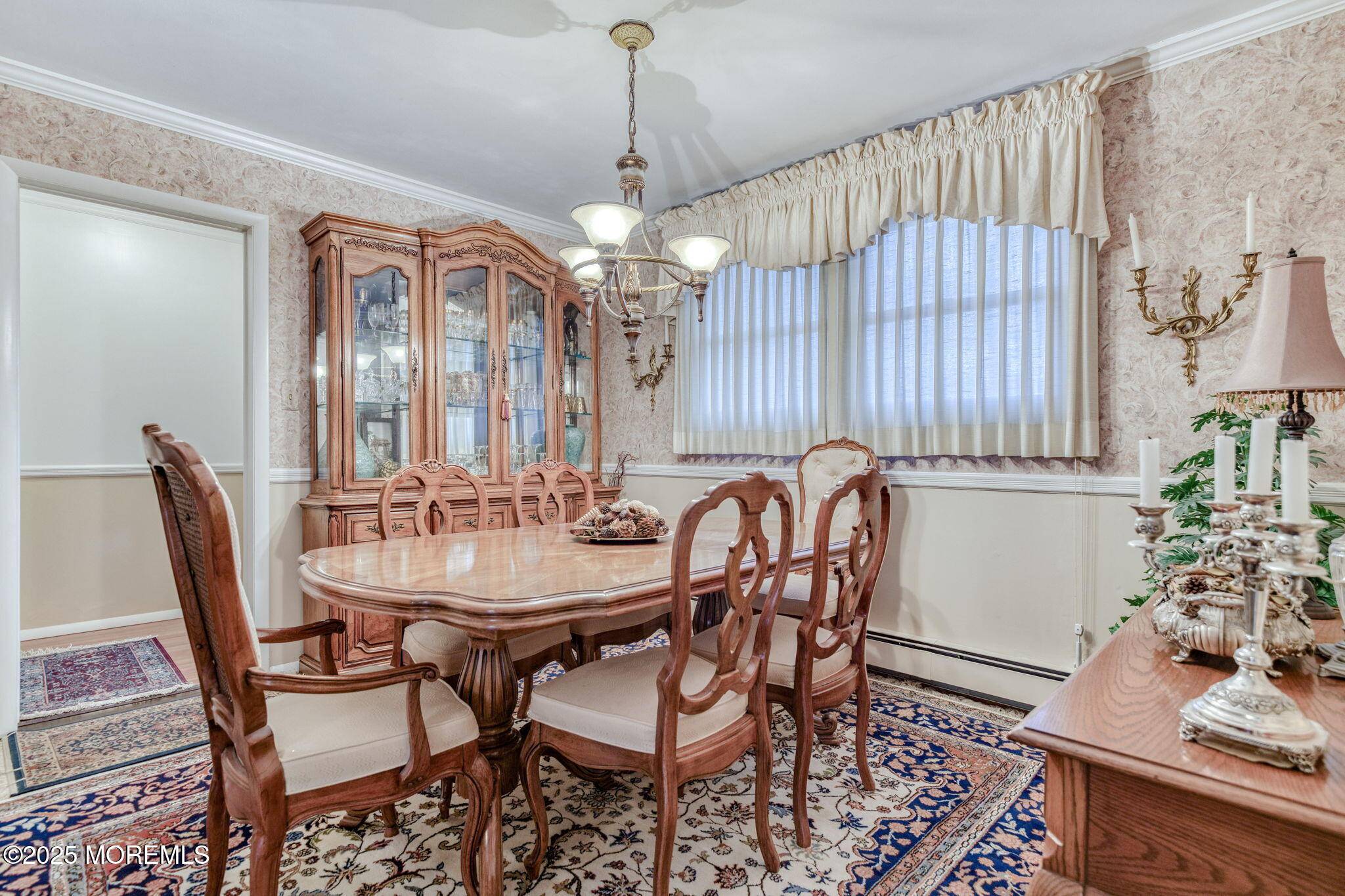 Manahawkin, NJ 08050,303 S Lakeshore Drive