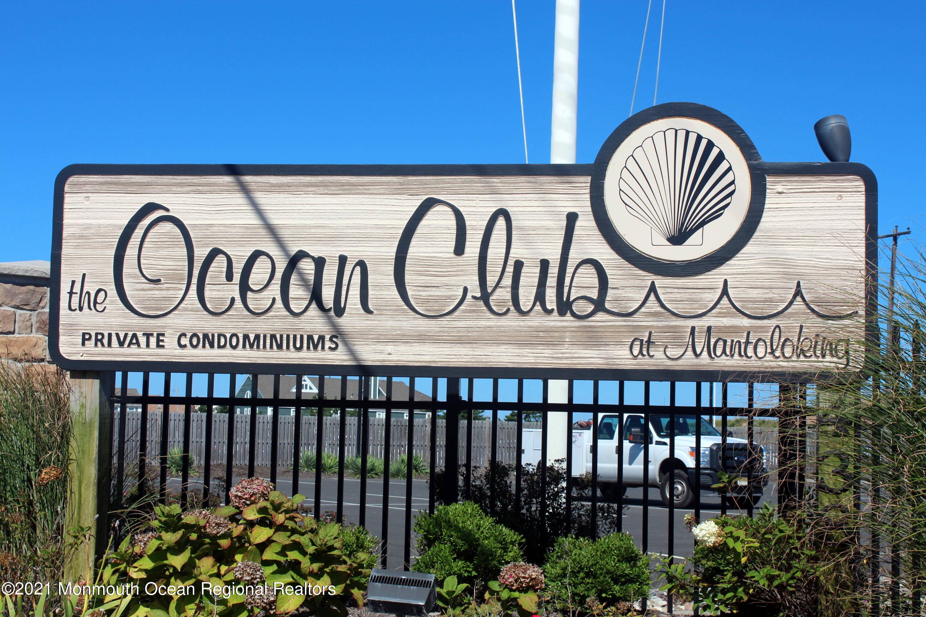 Mantoloking, NJ 08738,438 N Route 35 N #1107