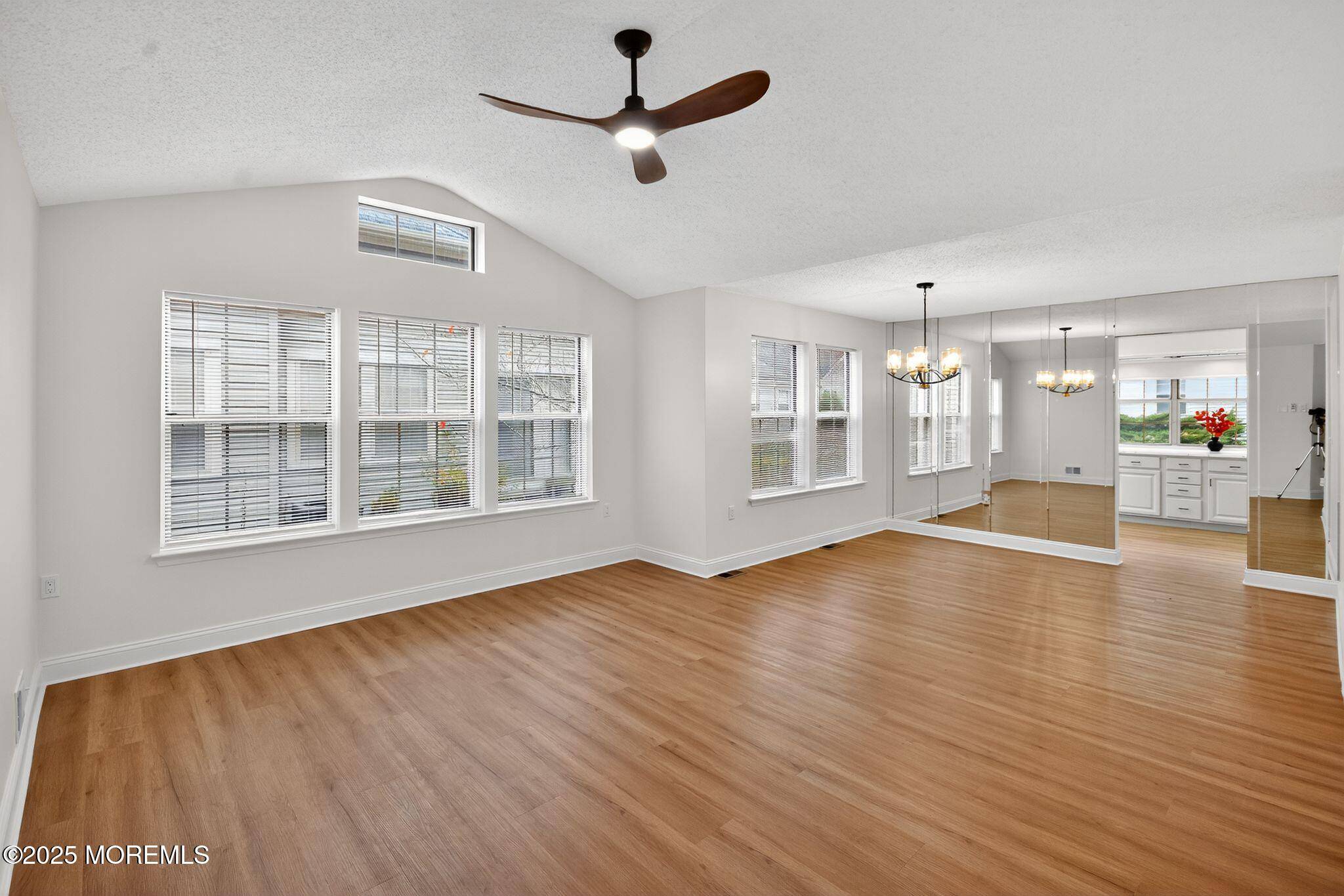 Jackson, NJ 08527,2 Llewellyn Court