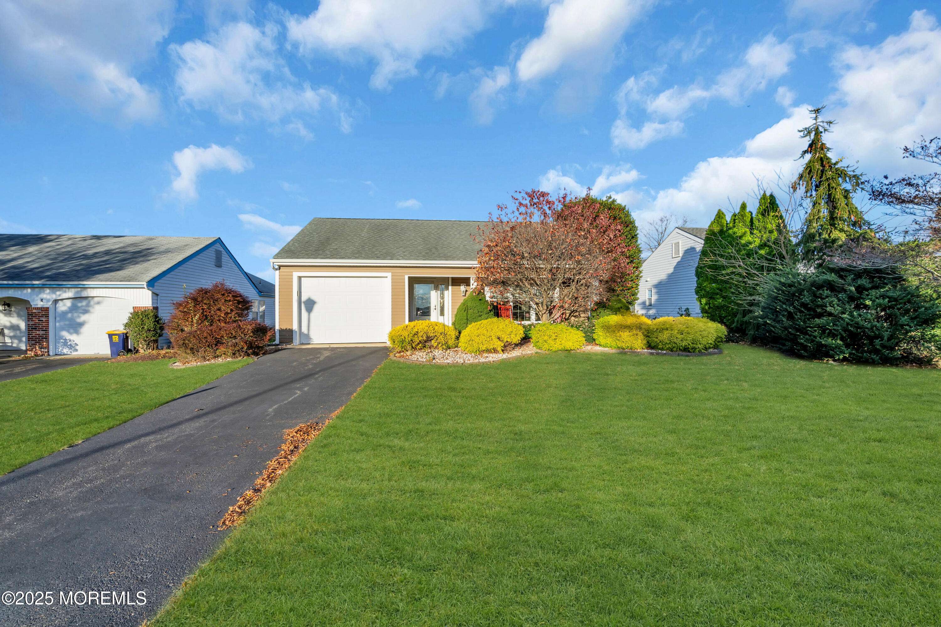 Manchester, NJ 08759,2 Weybridge Place