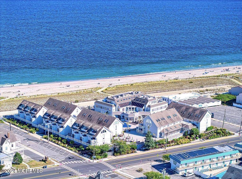 Point Pleasant Beach, NJ 08742,900 Ocean Avenue #29