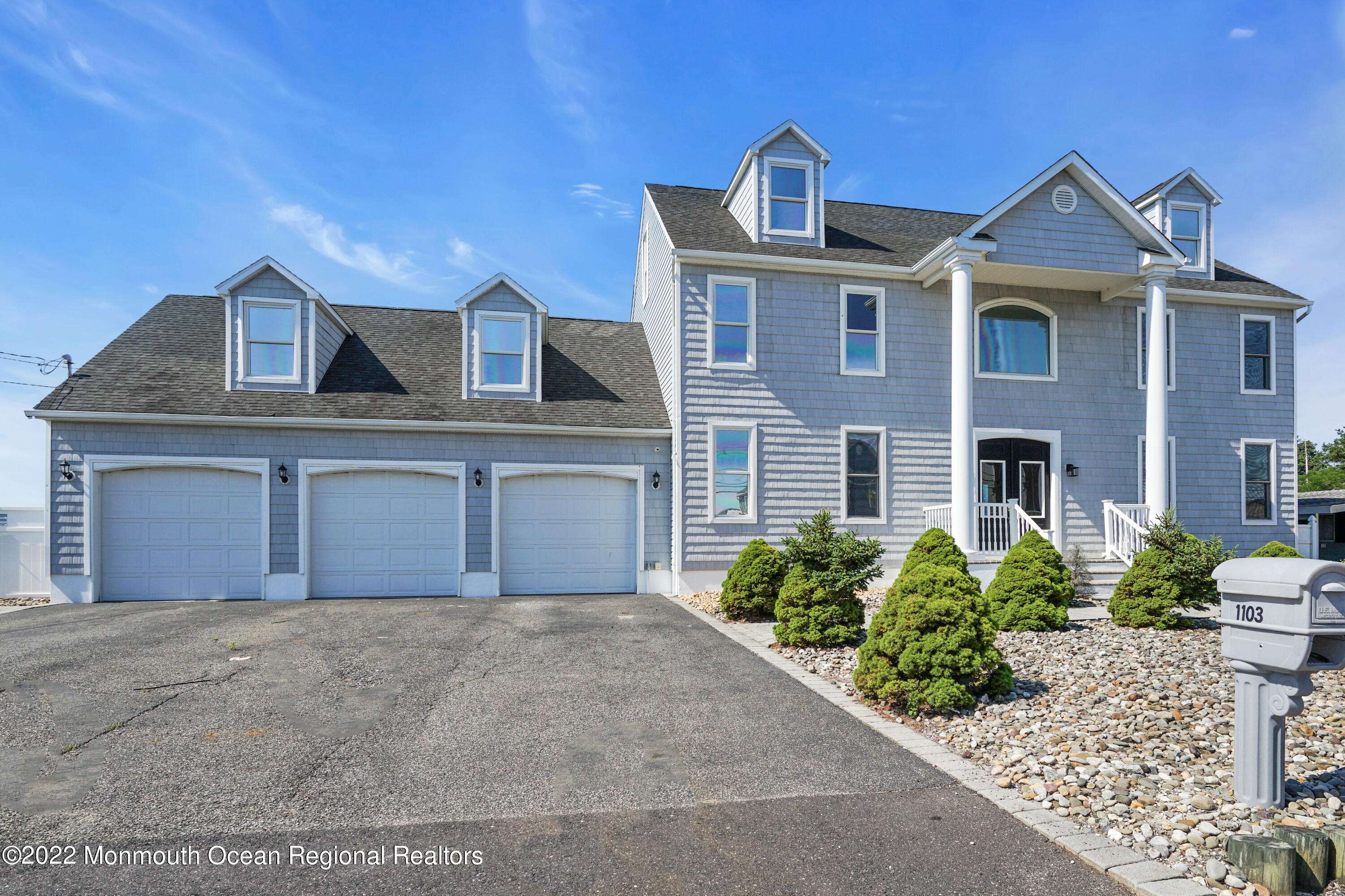 Lanoka Harbor, NJ 08734,1103 Laurel Boulevard