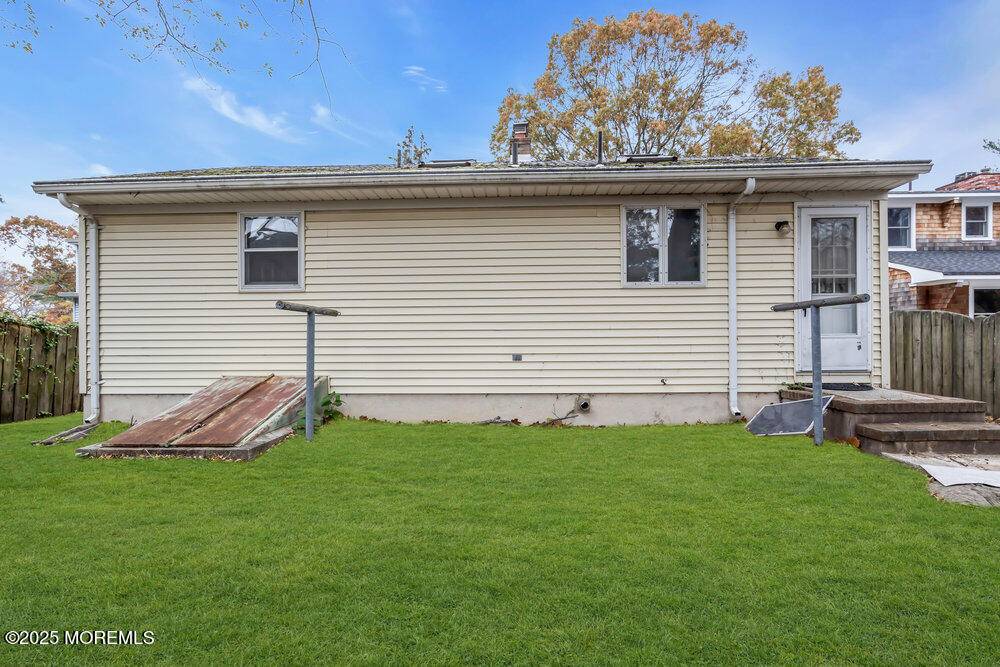 Island Heights, NJ 08732,156 Summit Avenue