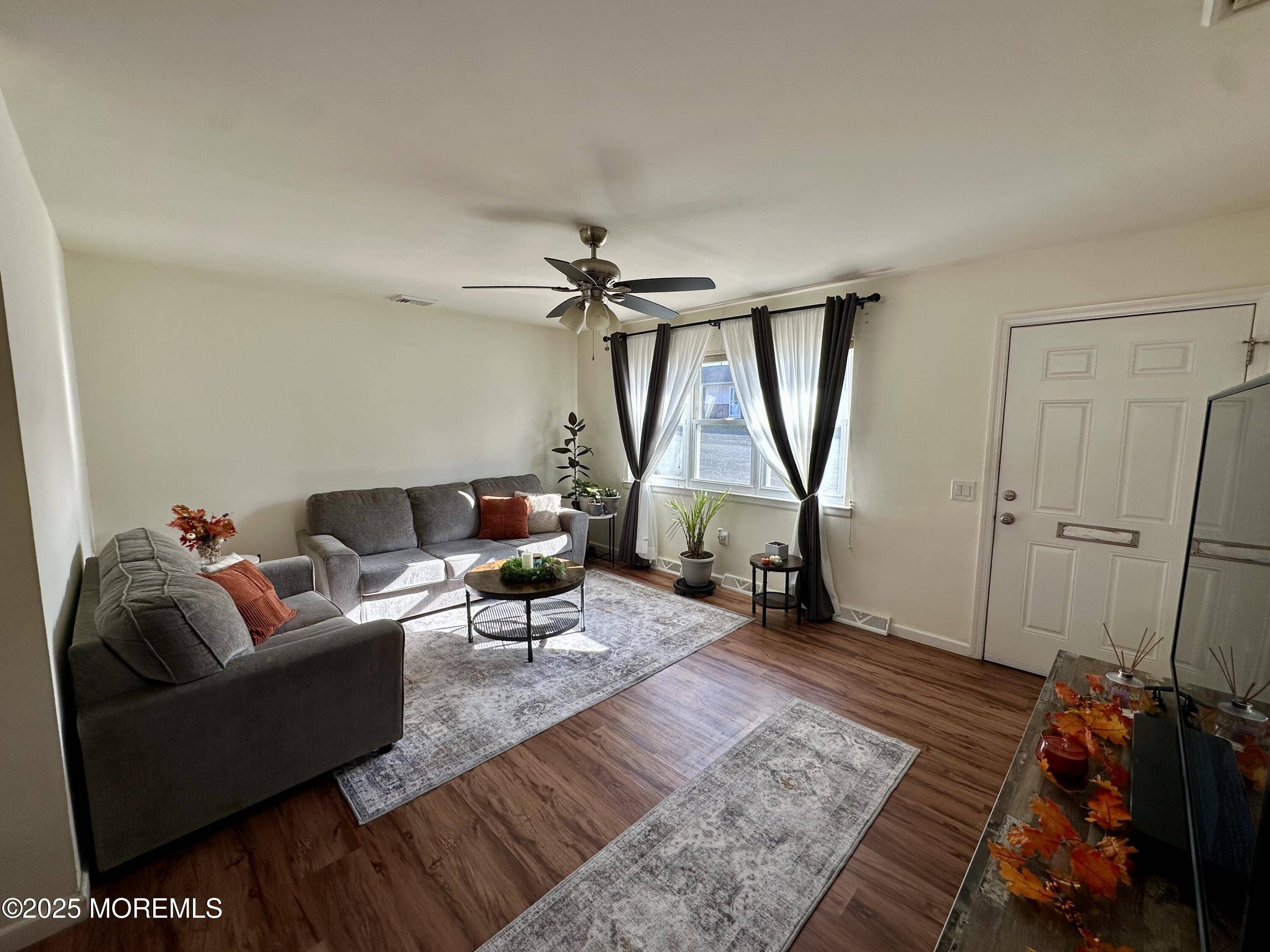 Matawan, NJ 07747,9 Nebraska Drive