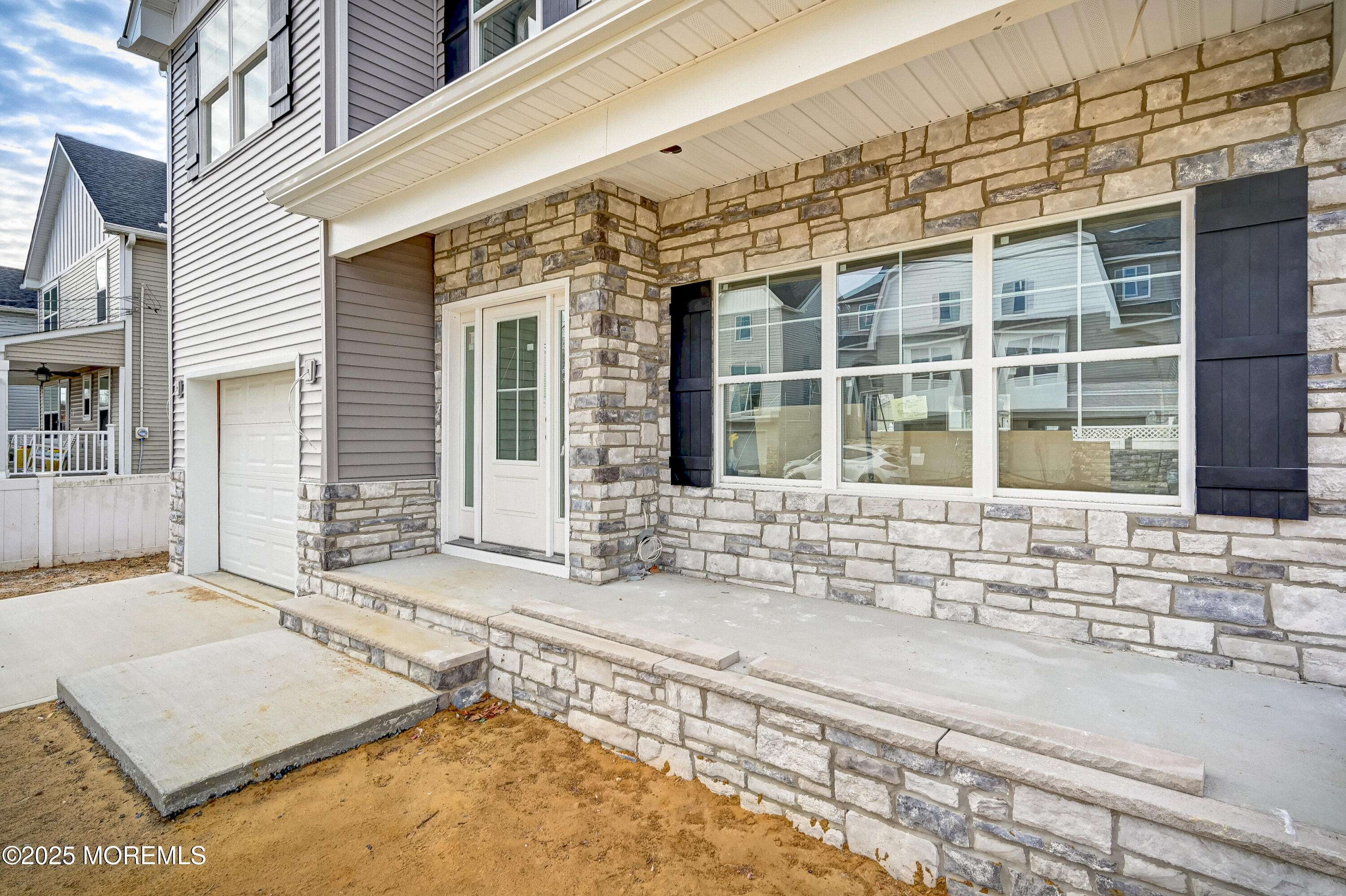 Keyport, NJ 07735,74 Manchester Avenue