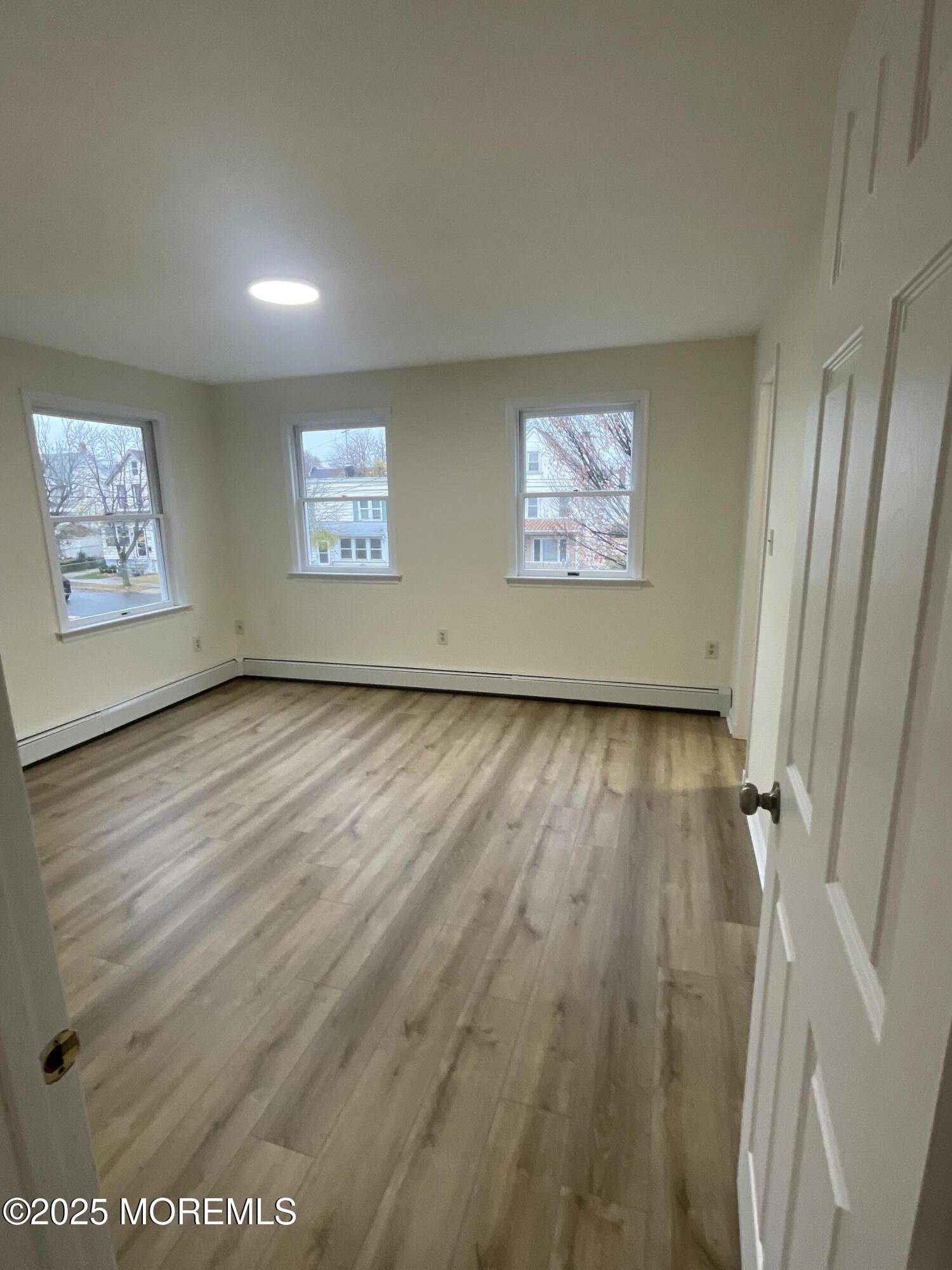 South Amboy, NJ 08879,351 John Street #2