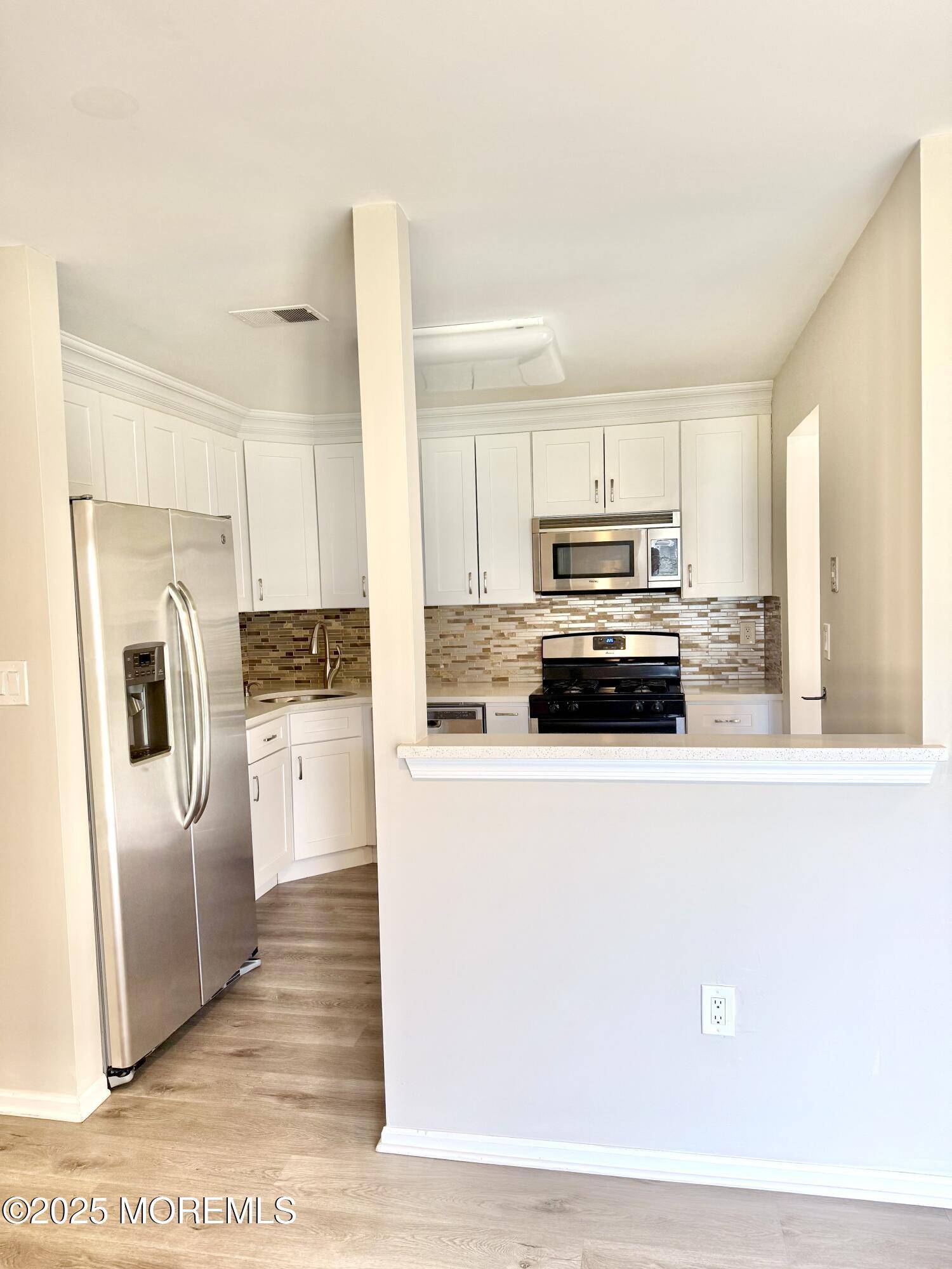 Freehold, NJ 07728,15 Interlaken Court #6