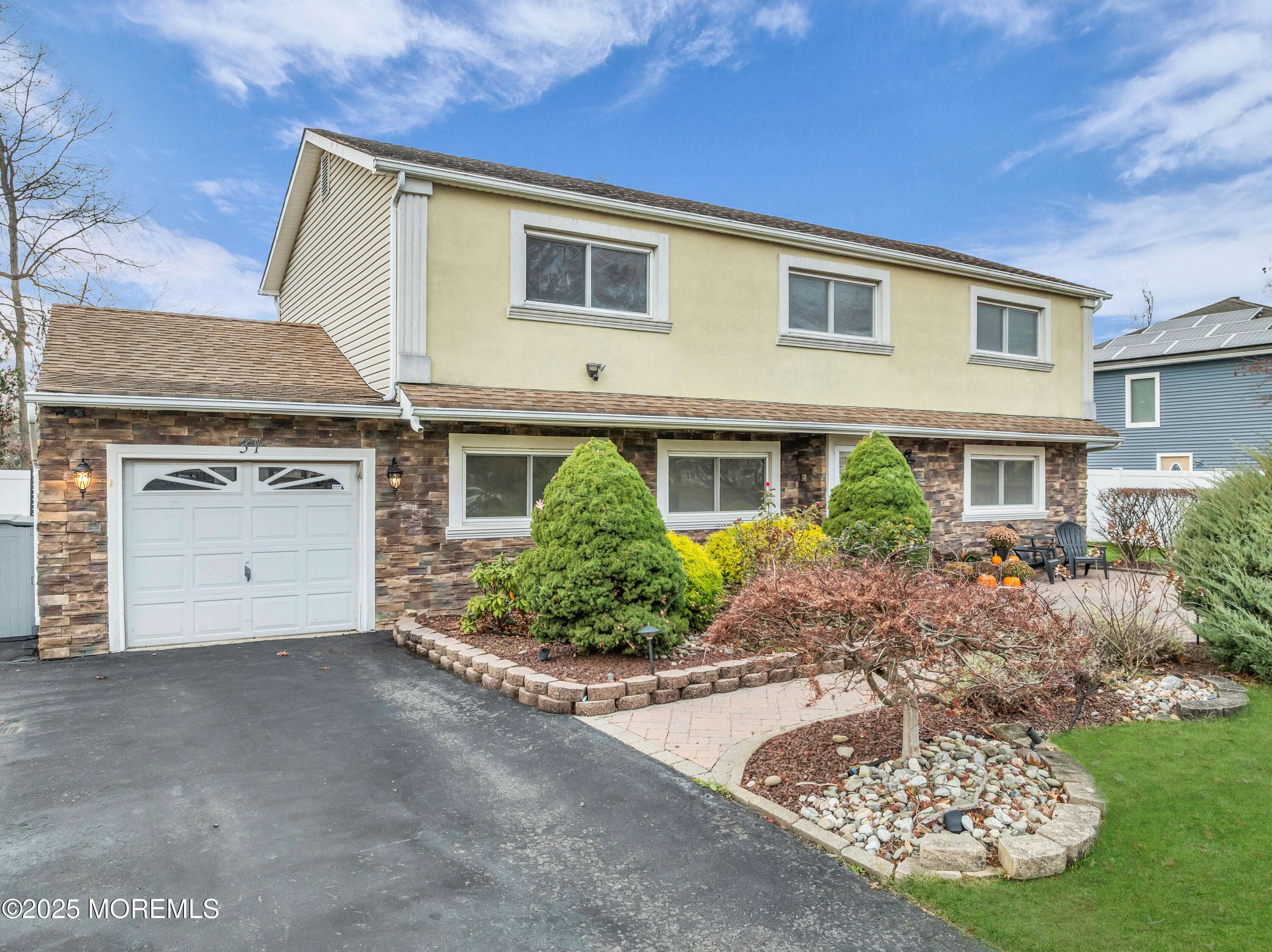 Manalapan, NJ 07726,31 Winthrop Drive