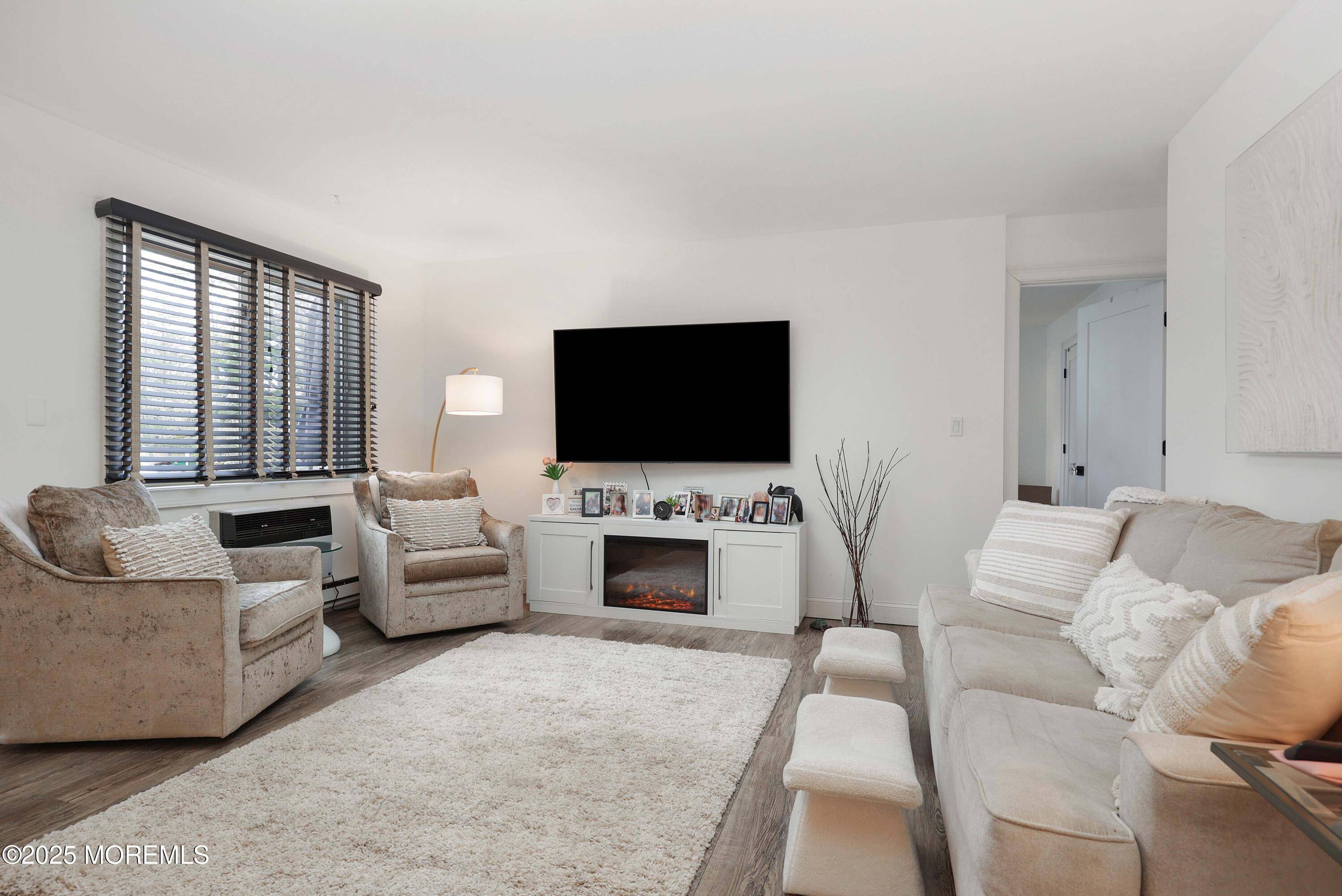 Red Bank, NJ 07701,126 Manchester Court