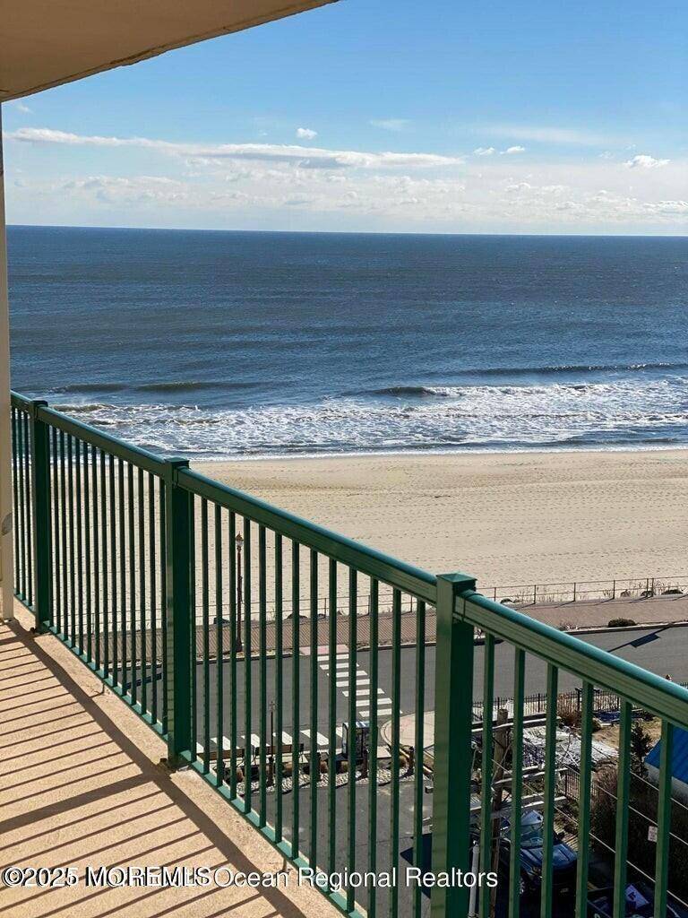Long Branch, NJ 07740,480 Ocean Avenue #8G