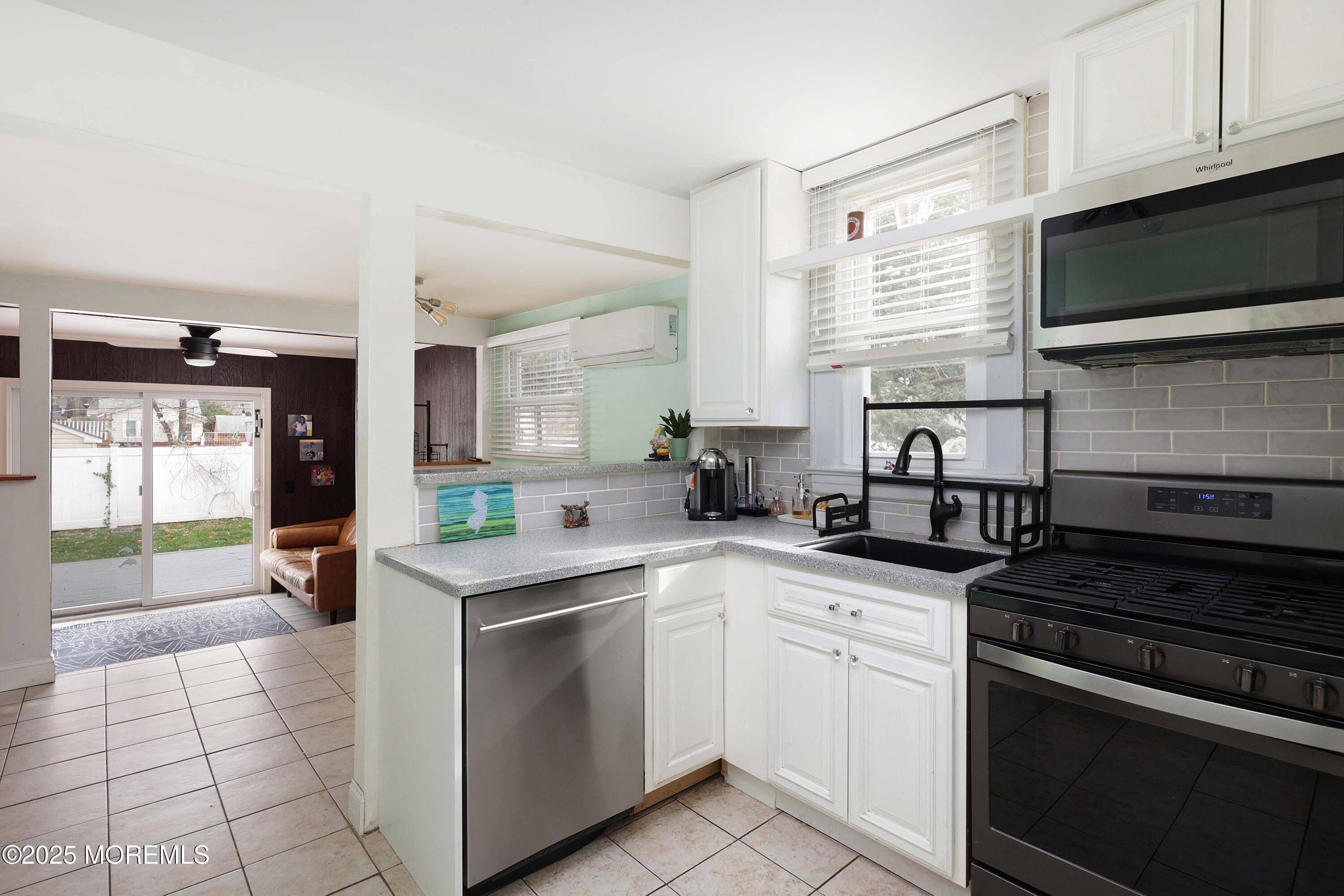 North Middletown, NJ 07748,22 Carter Avenue