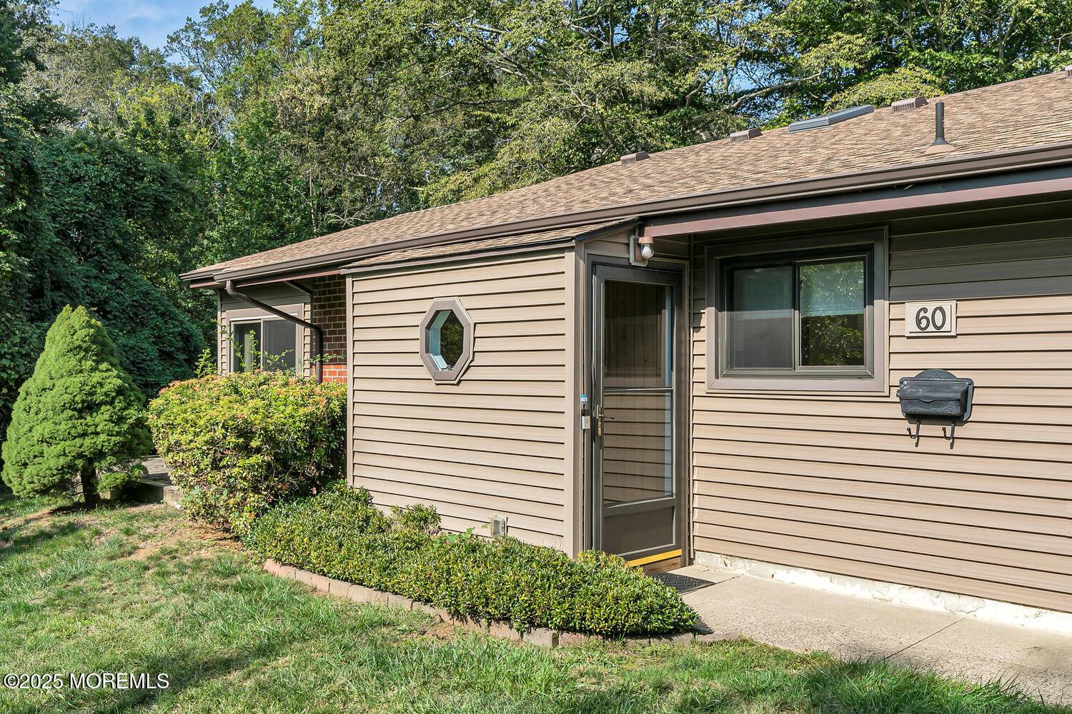 Red Bank, NJ 07701,60 Falmouth Court