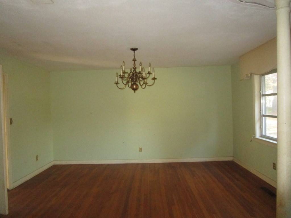 Jackson, MS 39206,1045 Meadowbrook Road