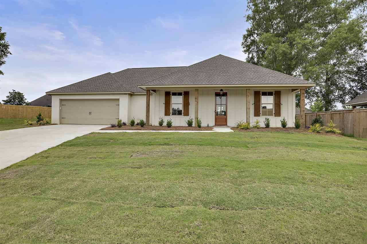 Canton, MS 39046,154 Sweetbriar Circle