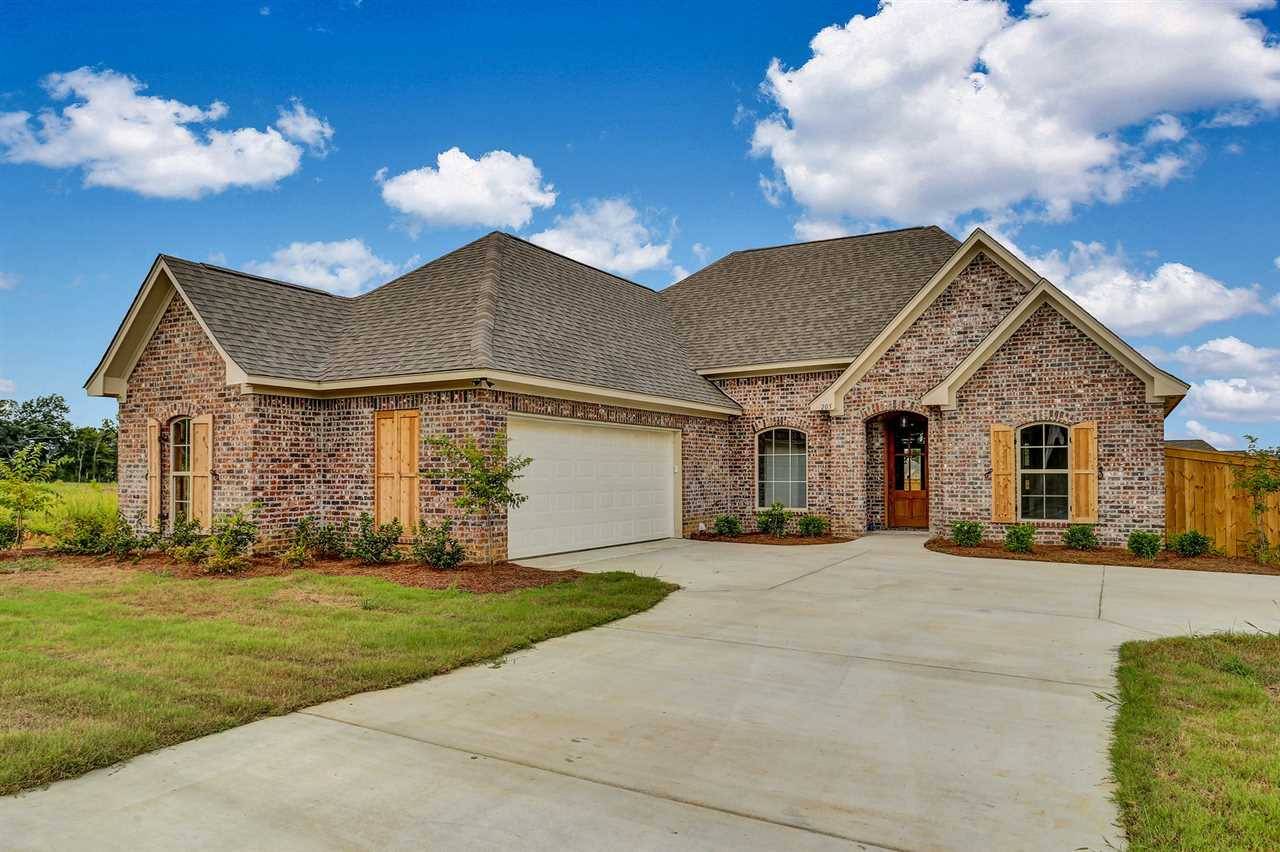 Canton, MS 39046,205 Sweetbriar Circle