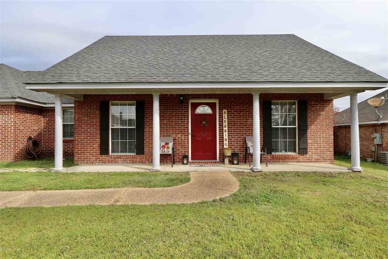 Pearl, MS 39208,414 Oaklawn Drive