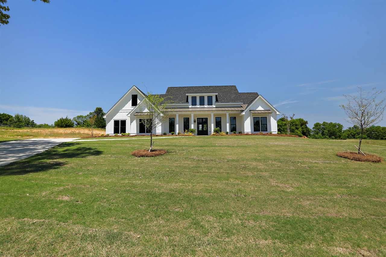 Florence, MS 39073,305 Driftwood Lane