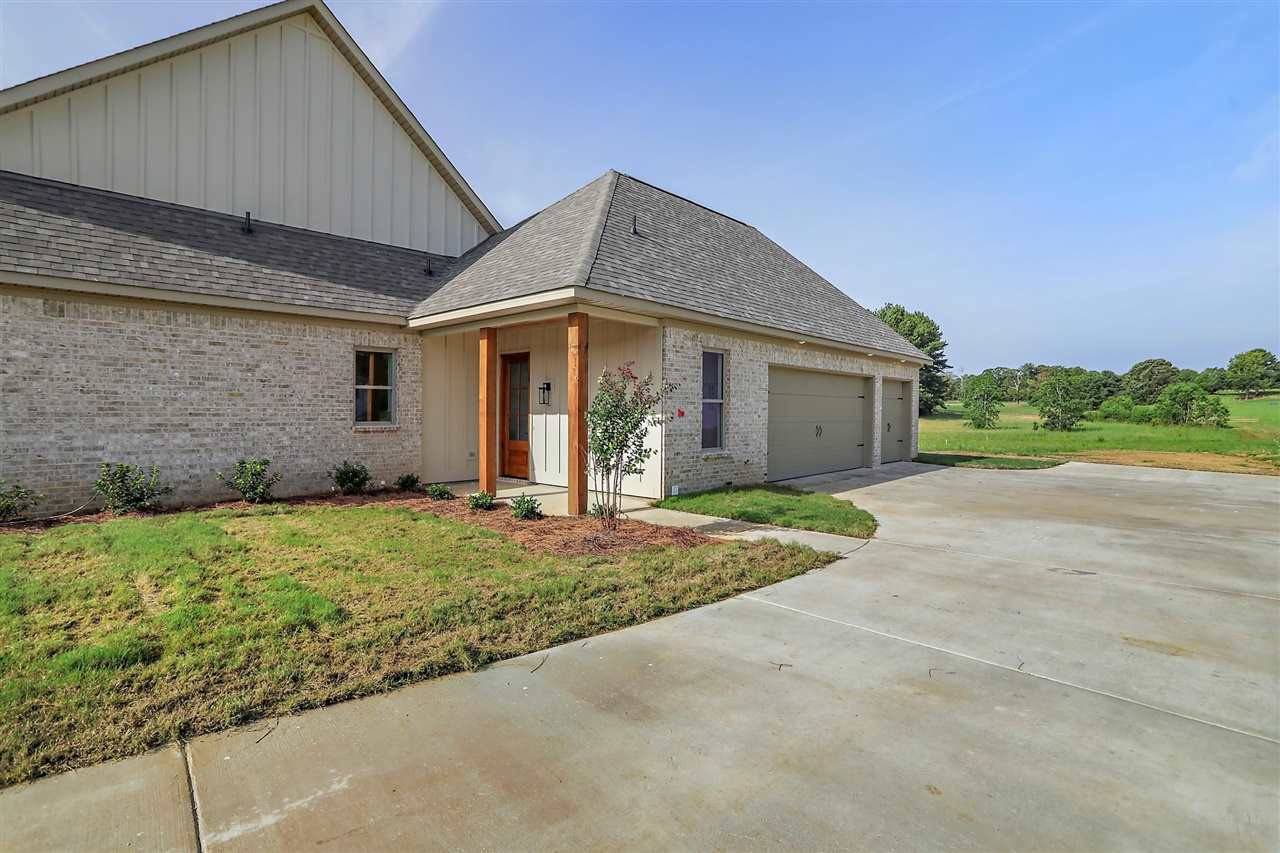 Florence, MS 39073,377 Driftwood Lane