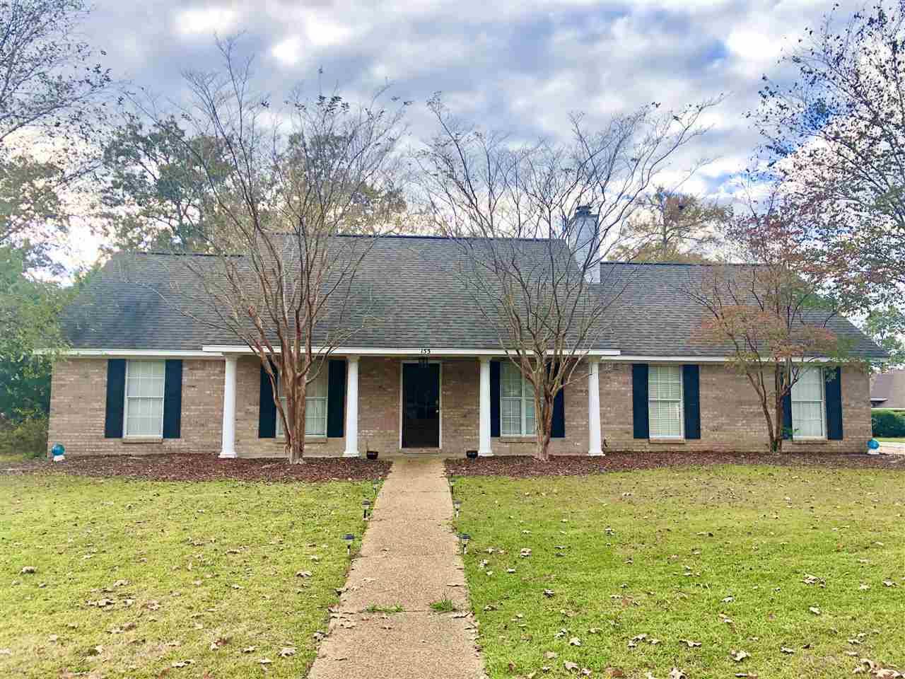 Pearl, MS 39208,153 Live Oaks Boulevard