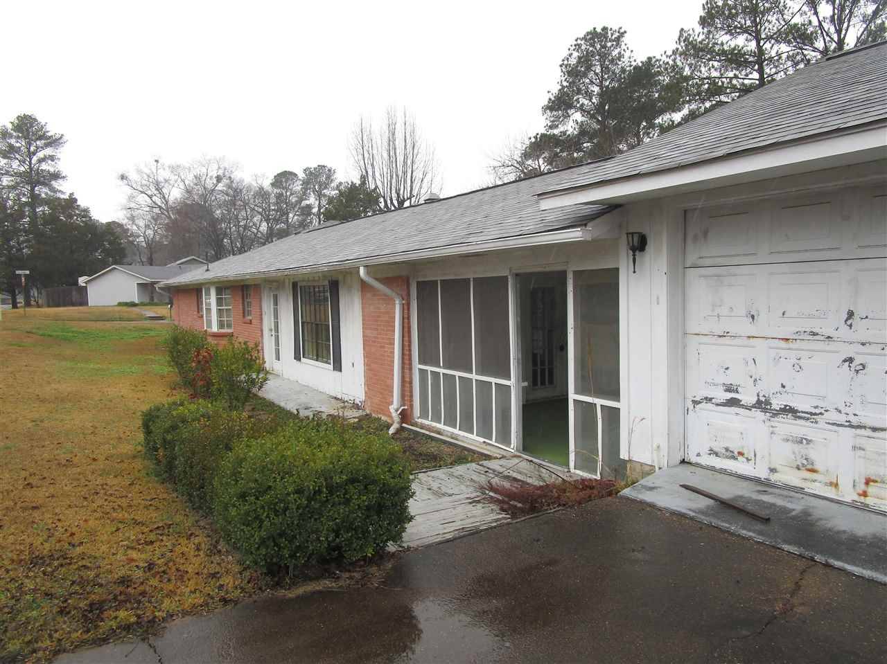 Brandon, MS 39042,37 Fox Glen Circle