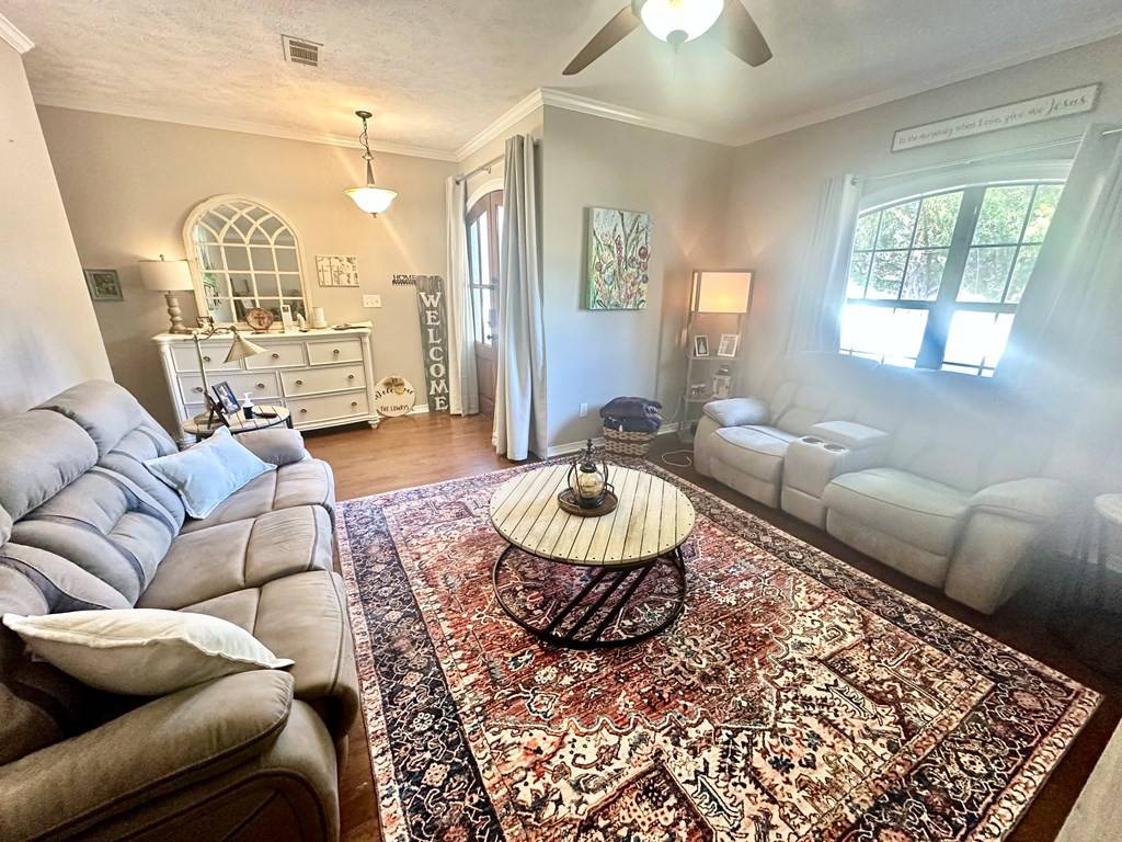 Brookhaven, MS 39601,351 Eden