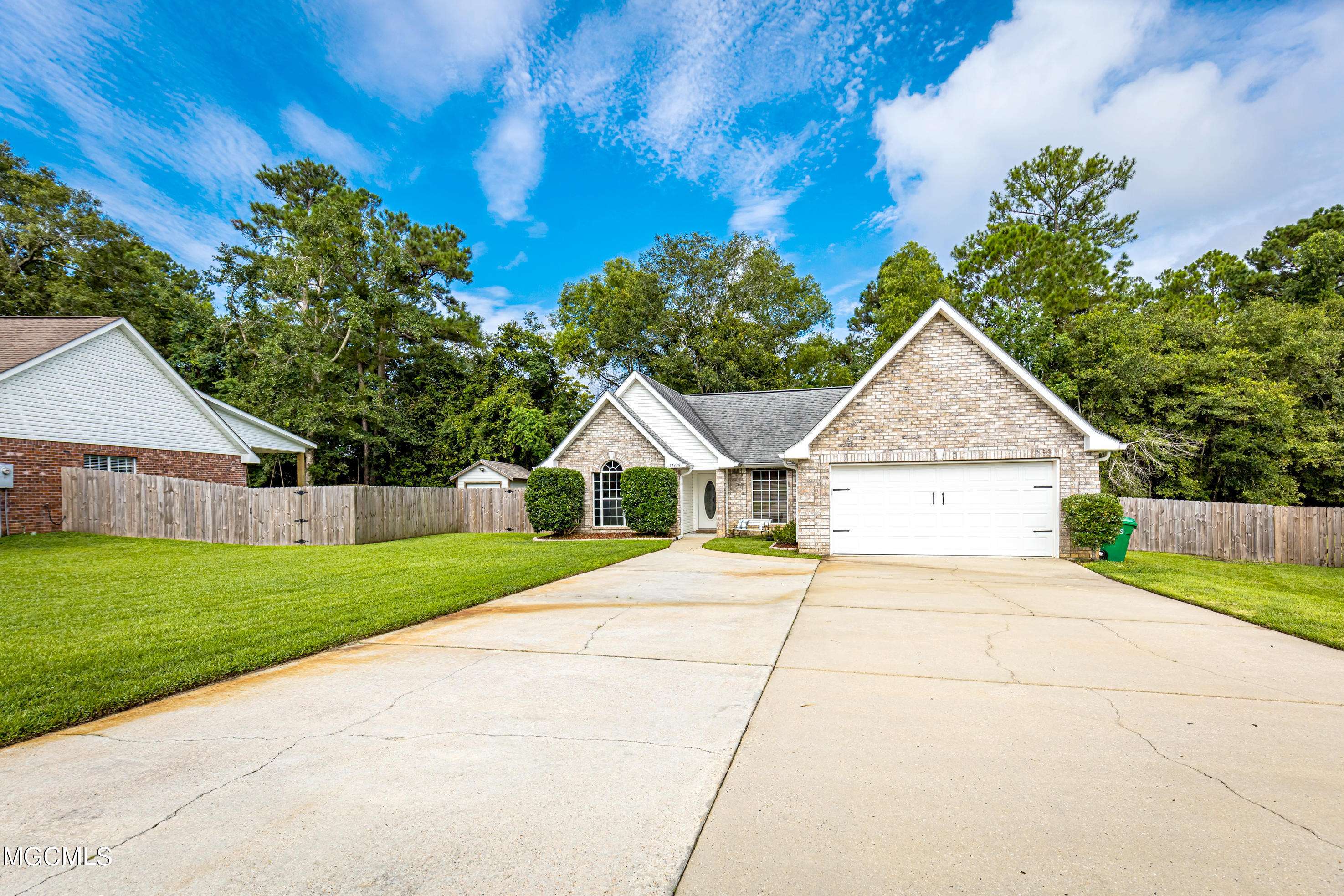 Vancleave, MS 39565,14338 Oak View Circle