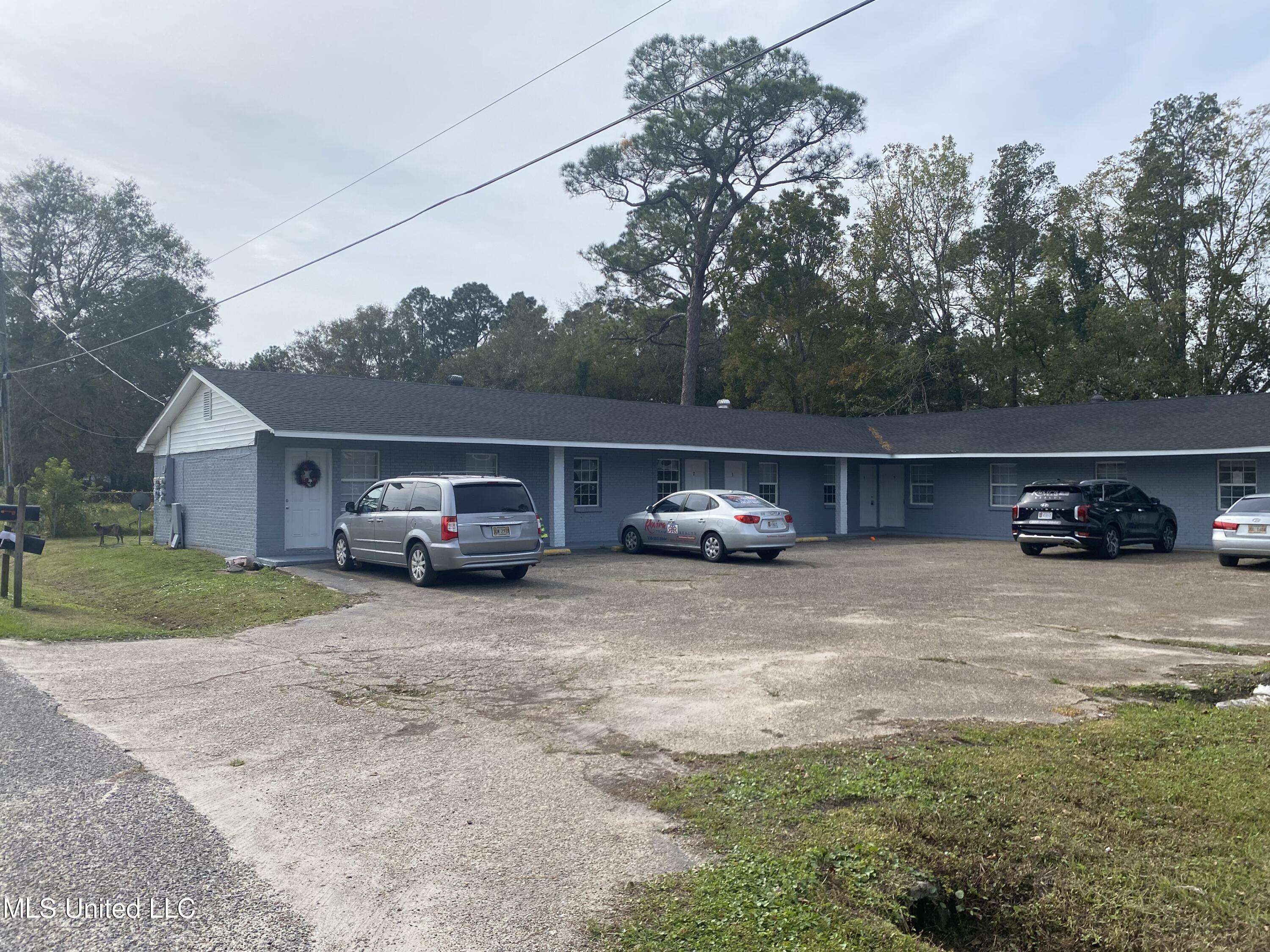 Moss Point, MS 39563,3907 Branch Street #1-8