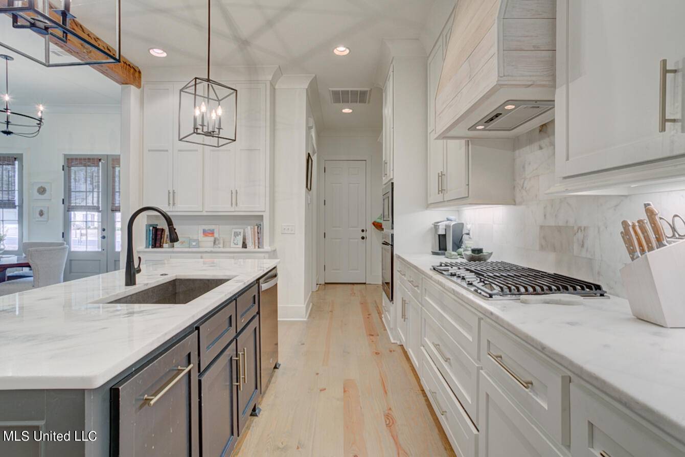 Madison, MS 39110,111 Brisco Street Street