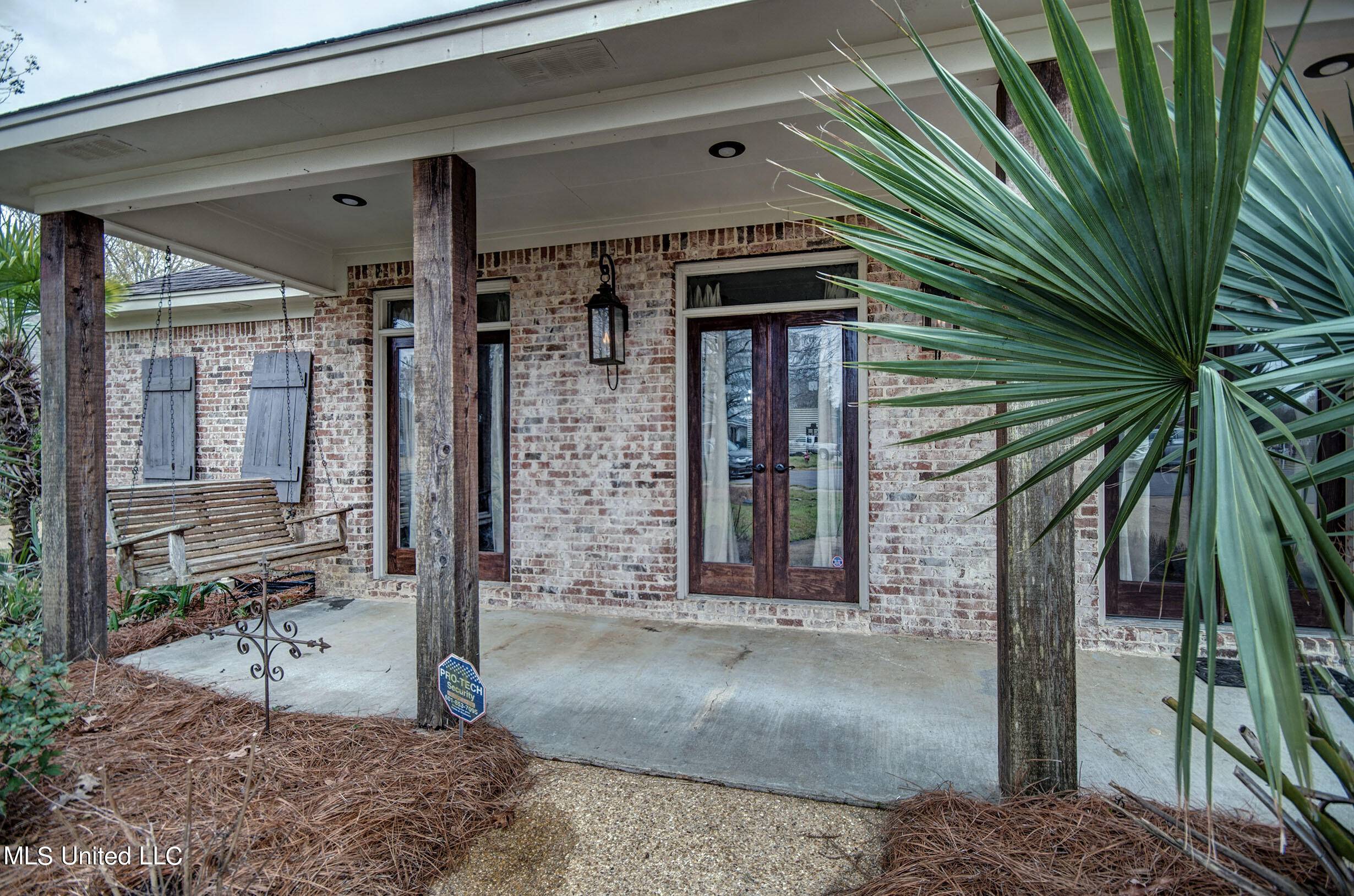 Brandon, MS 39047,223 Chestnut Dr