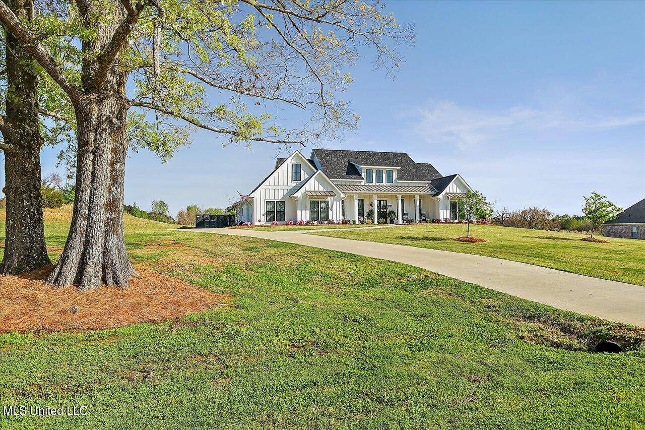Florence, MS 39073,305 Driftwood Lane