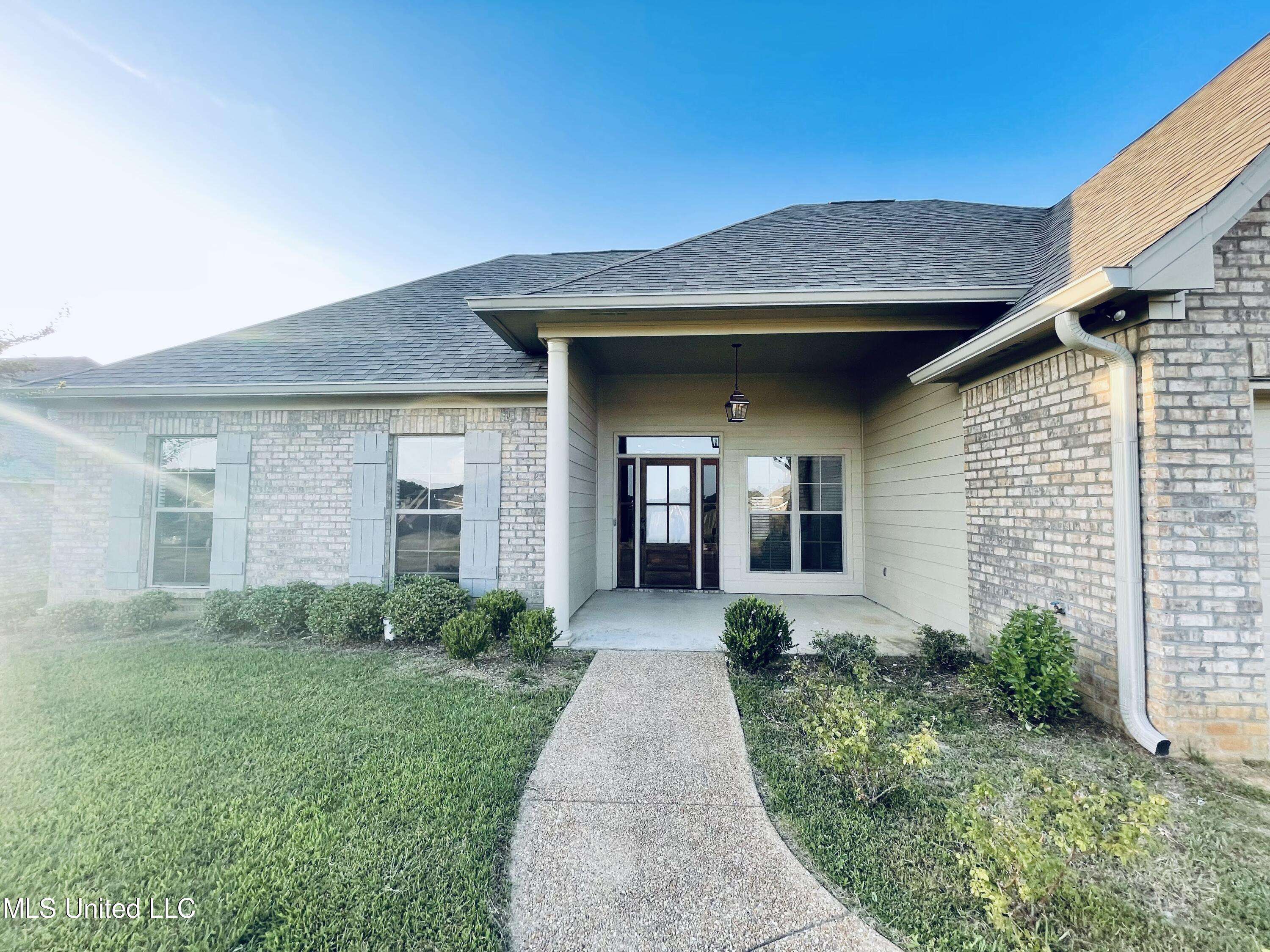 Pearl, MS 39208,110 Countrywood Place