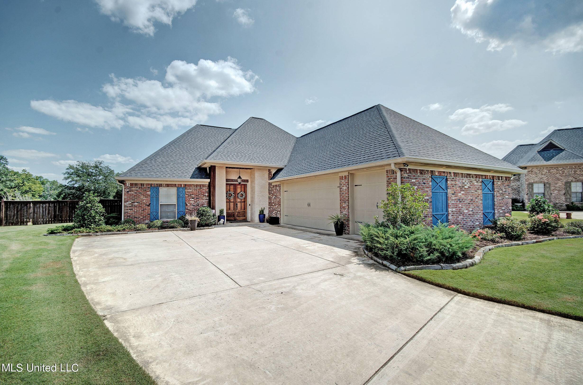 Flowood, MS 39232,213 Duchess Court