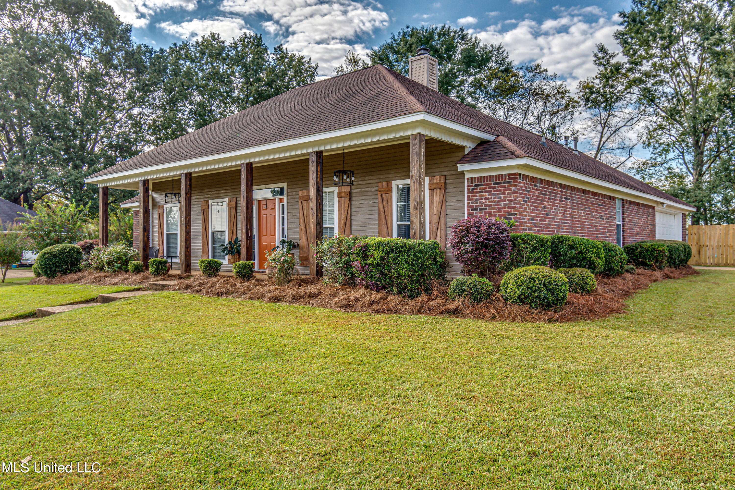 Byram, MS 39272,9906 Crooked Creek Circle