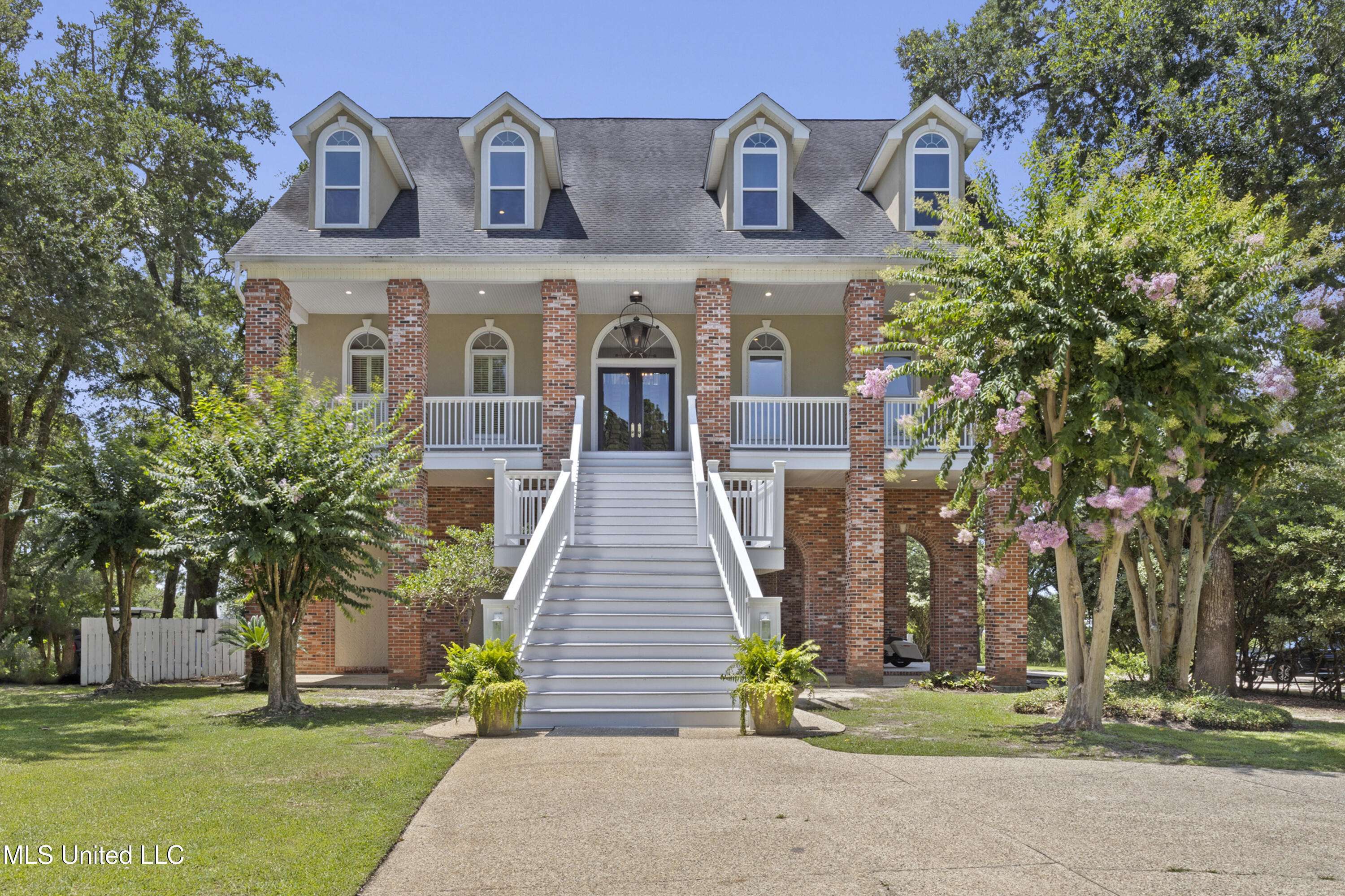 Gulfport, MS 39503,10745 Plantation Lane
