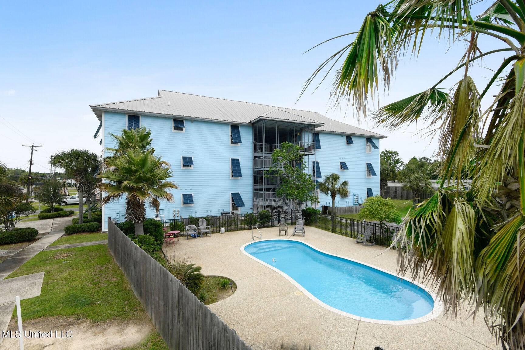 Bay Saint Louis, MS 39520,699 Dunbar Avenue #202