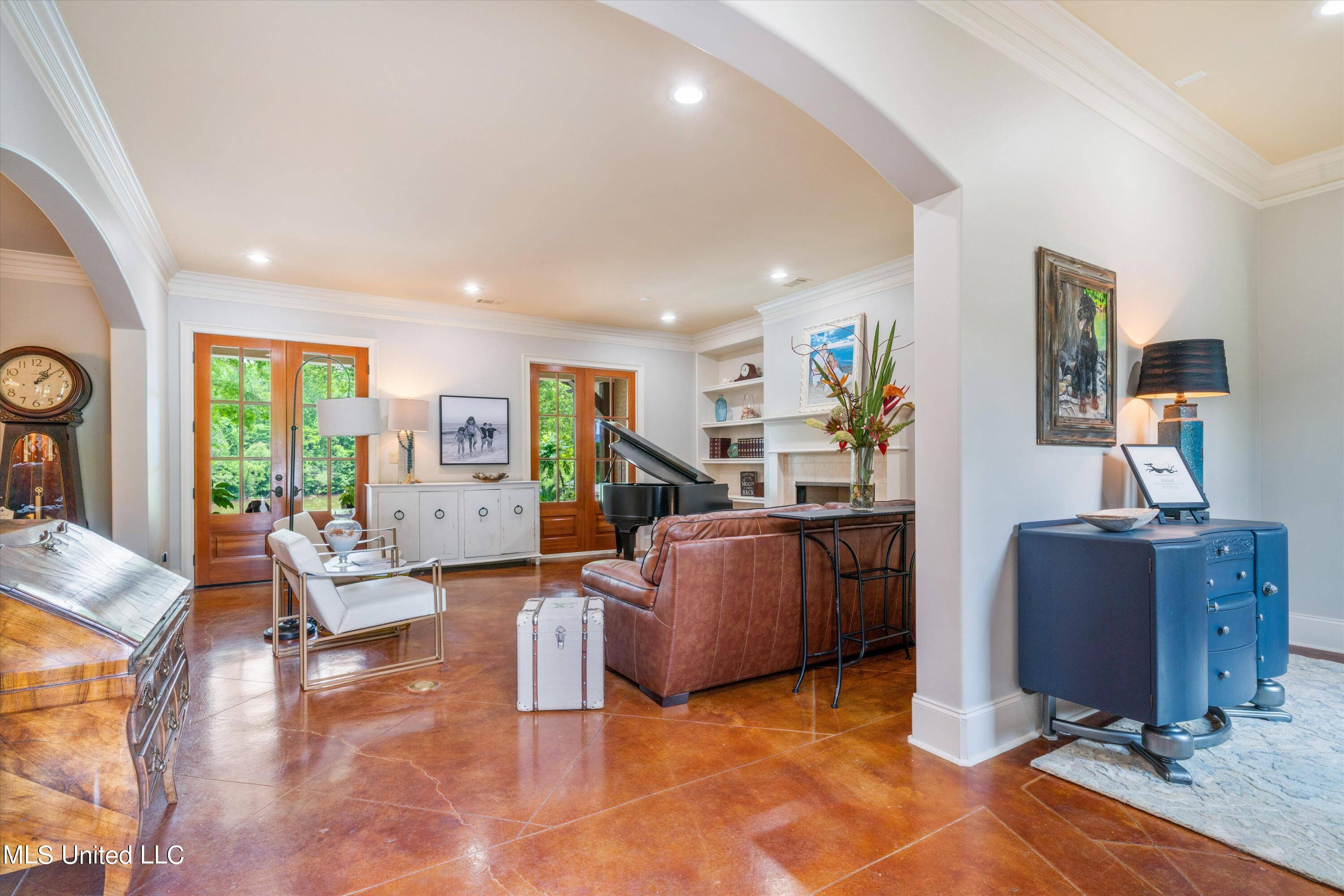 Nesbit, MS 38651,4624 Eiffel Lane