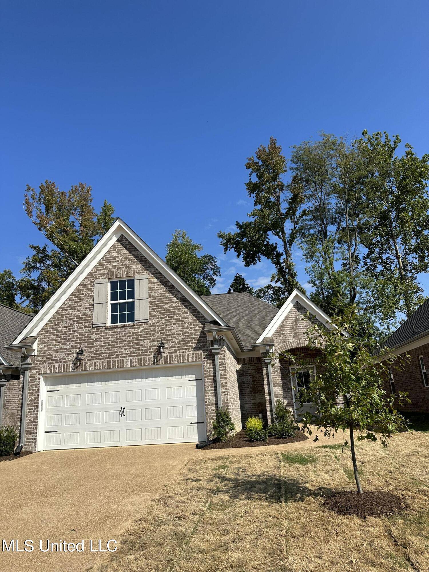Southaven, MS 38671,342 Flower Garden Drive