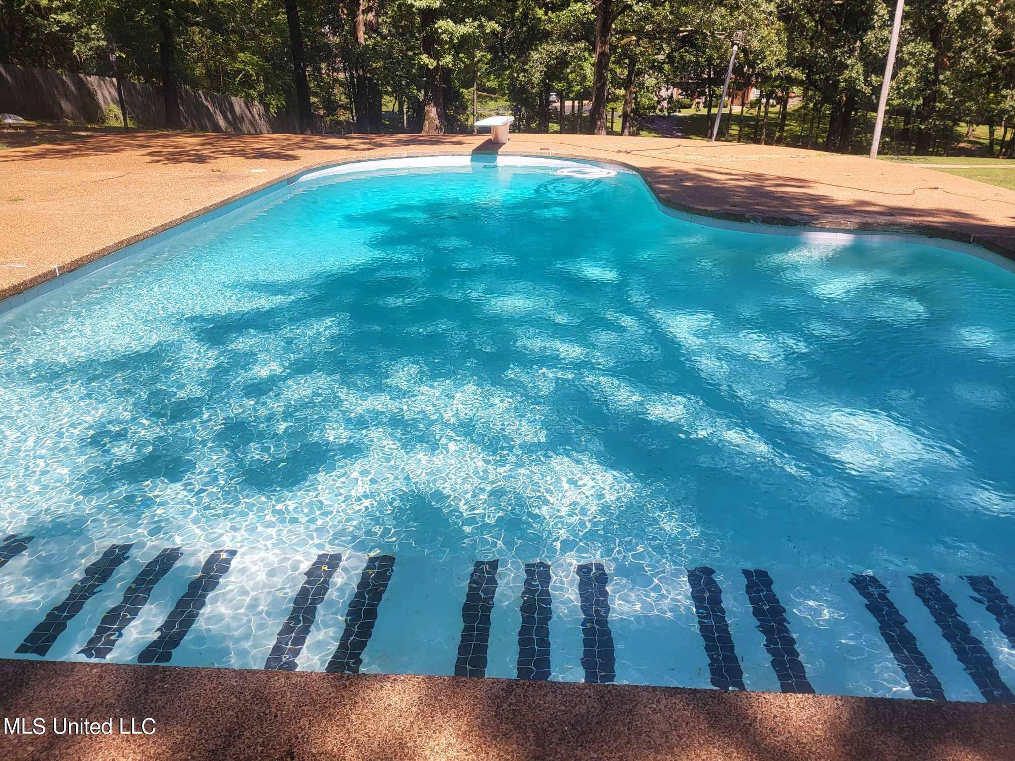 Nesbit, MS 38651,1595 Malone Road